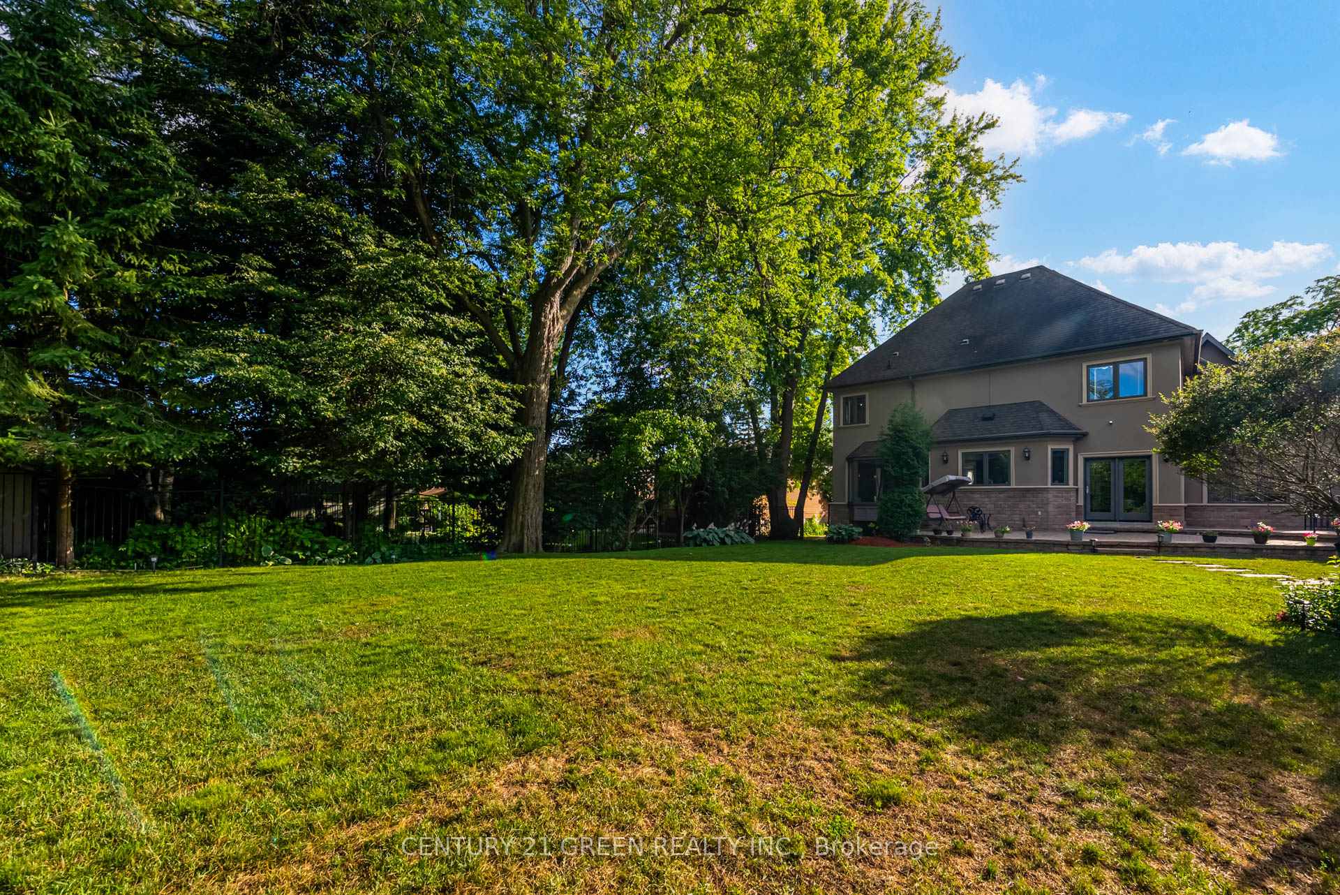 Photo 15 of 117 Raglan Street, Whitby, Lynde Creek — HOMEH