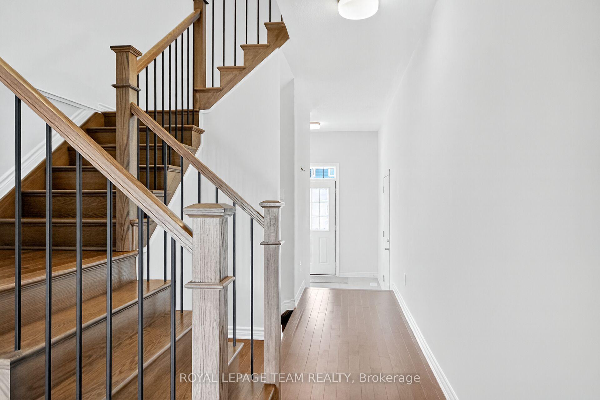 Photo 7 of 548 Flagstaff Drive, Ottawa, Barrhaven - Half Moon Bay — HOMEH