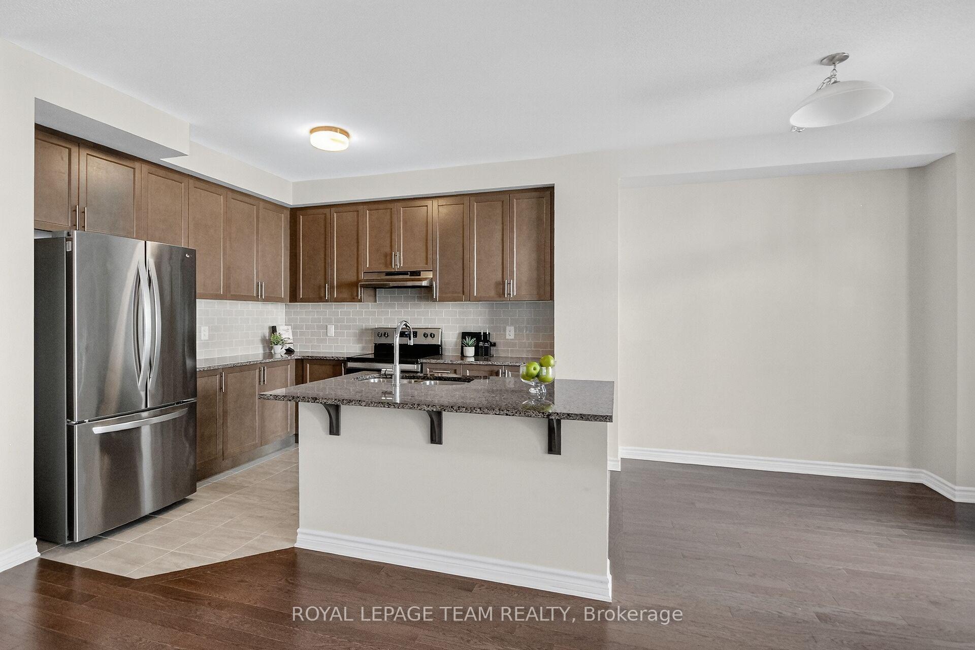 Photo 21 of 548 Flagstaff Drive, Ottawa, Barrhaven - Half Moon Bay — HOMEH