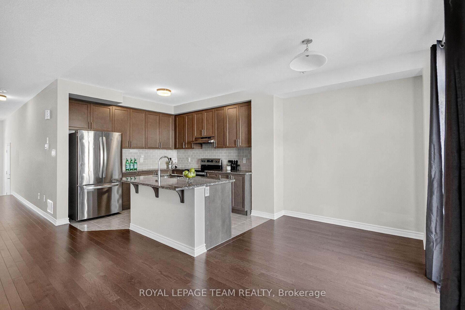 Photo 14 of 548 Flagstaff Drive, Ottawa, Barrhaven - Half Moon Bay — HOMEH