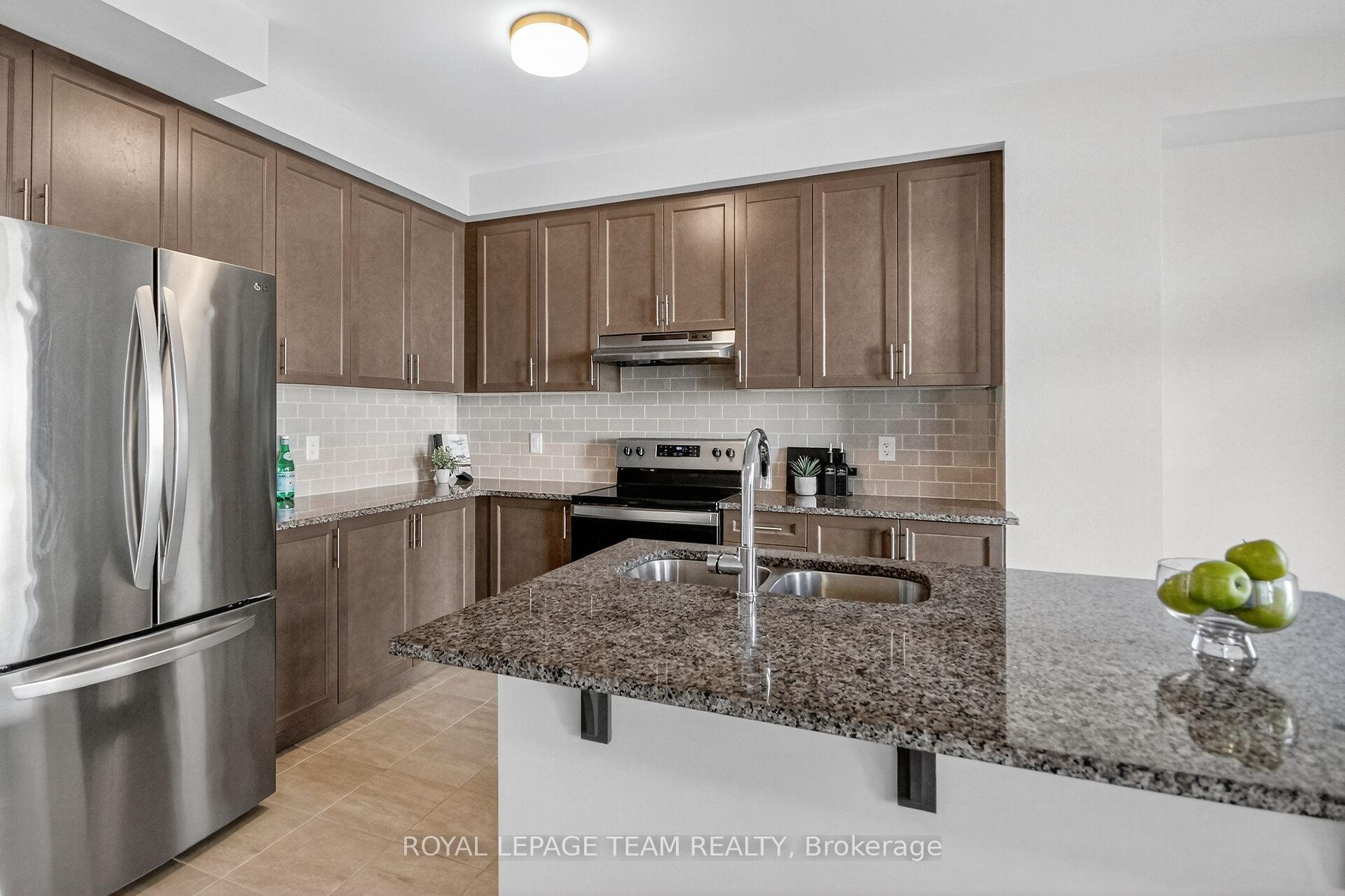 Photo 17 of 548 Flagstaff Drive, Ottawa, Barrhaven - Half Moon Bay — HOMEH