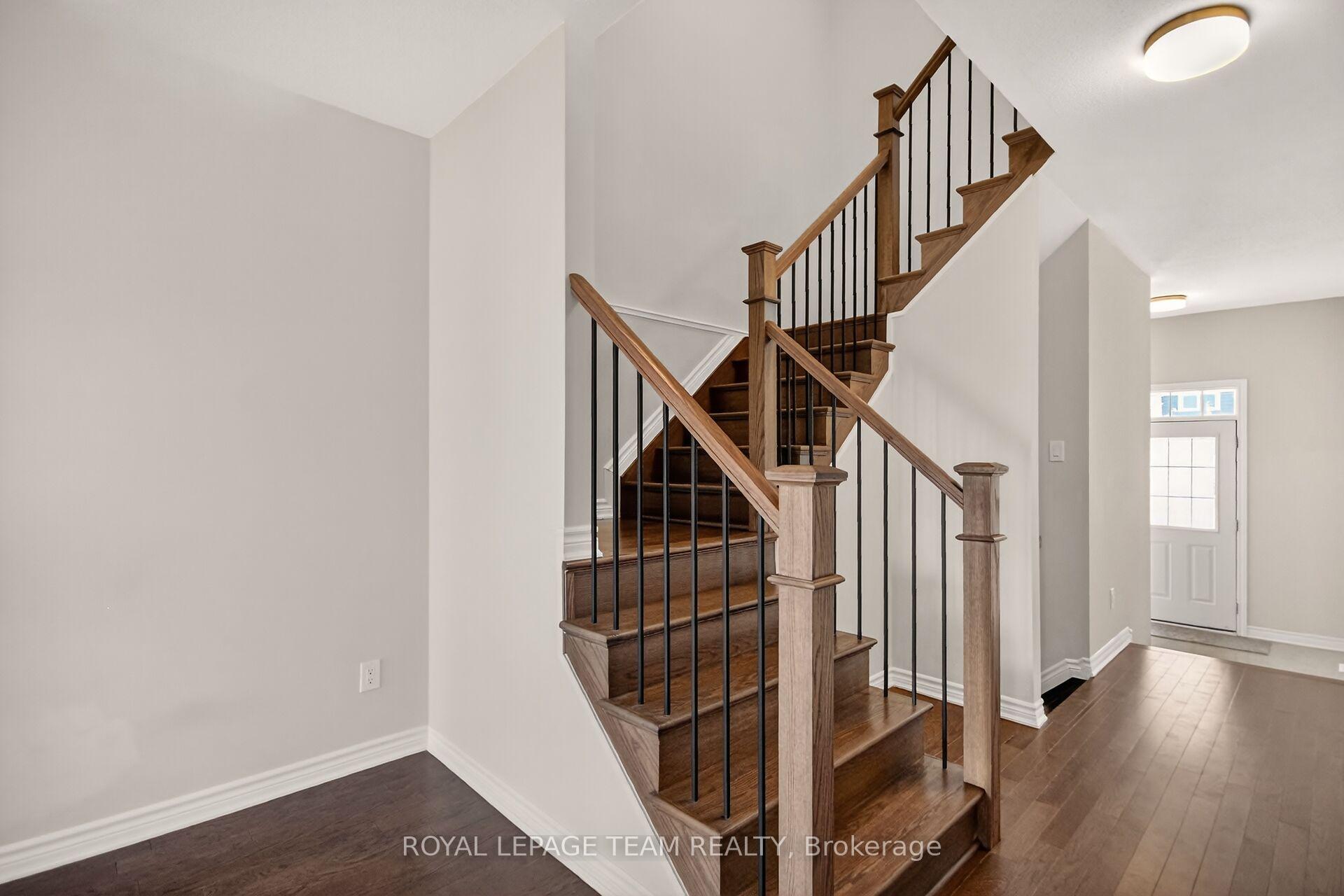 Photo 22 of 548 Flagstaff Drive, Ottawa, Barrhaven - Half Moon Bay — HOMEH