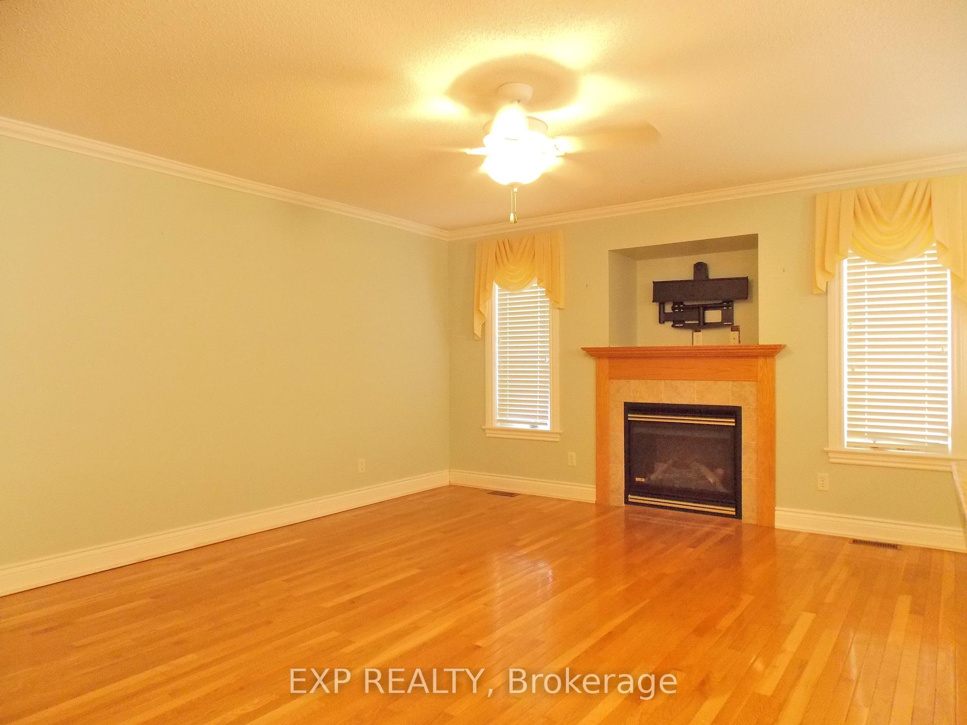 Photo 9 of 1393 Mcmahon Avenue, Ottawa, Emerald Woods/Sawmill Creek — HOMEH