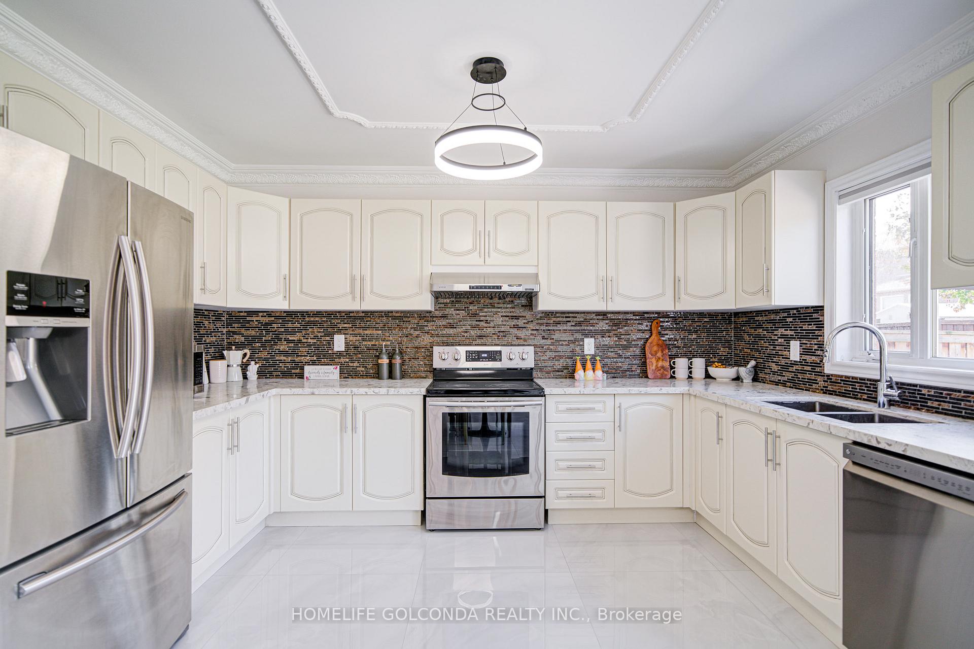 Photo 11 of 1362 Clarence Street, Vaughan, Sonoma Heights — HOMEH