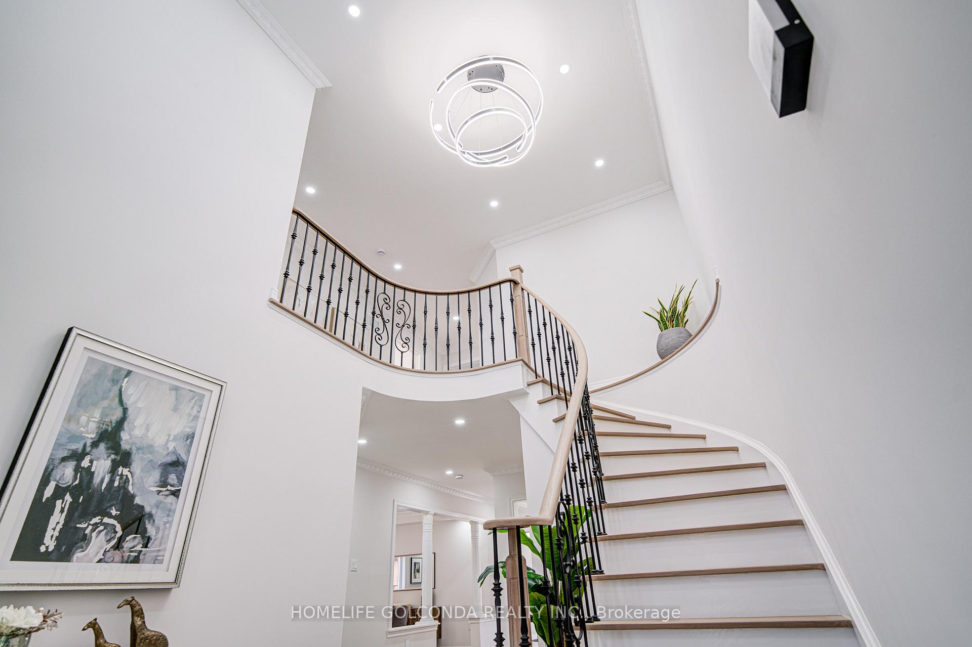 Photo 18 of 1362 Clarence Street, Vaughan, Sonoma Heights — HOMEH
