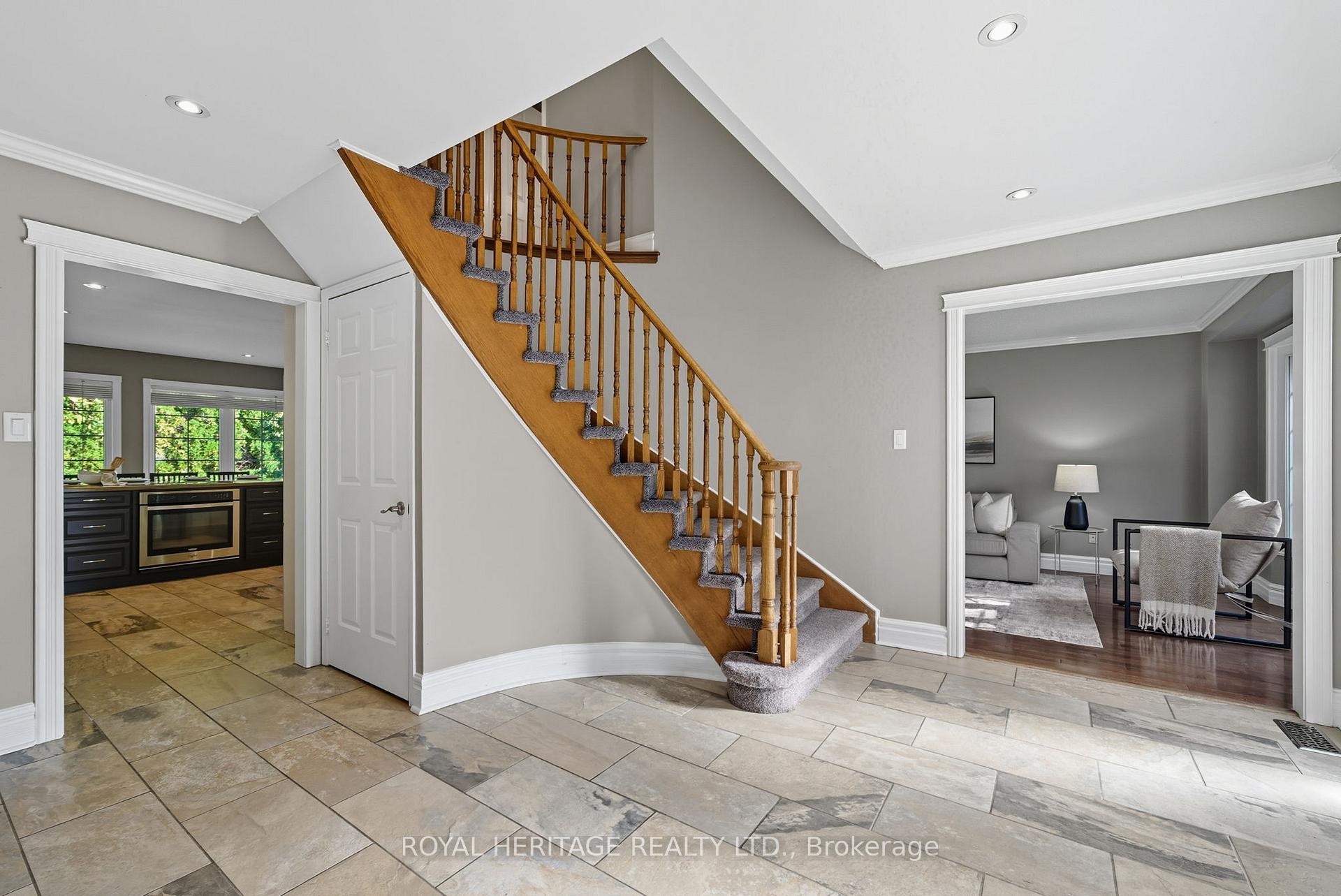 Photo 6 of 30 Chatsworth Crescent, Whitby, Rolling Acres — HOMEH