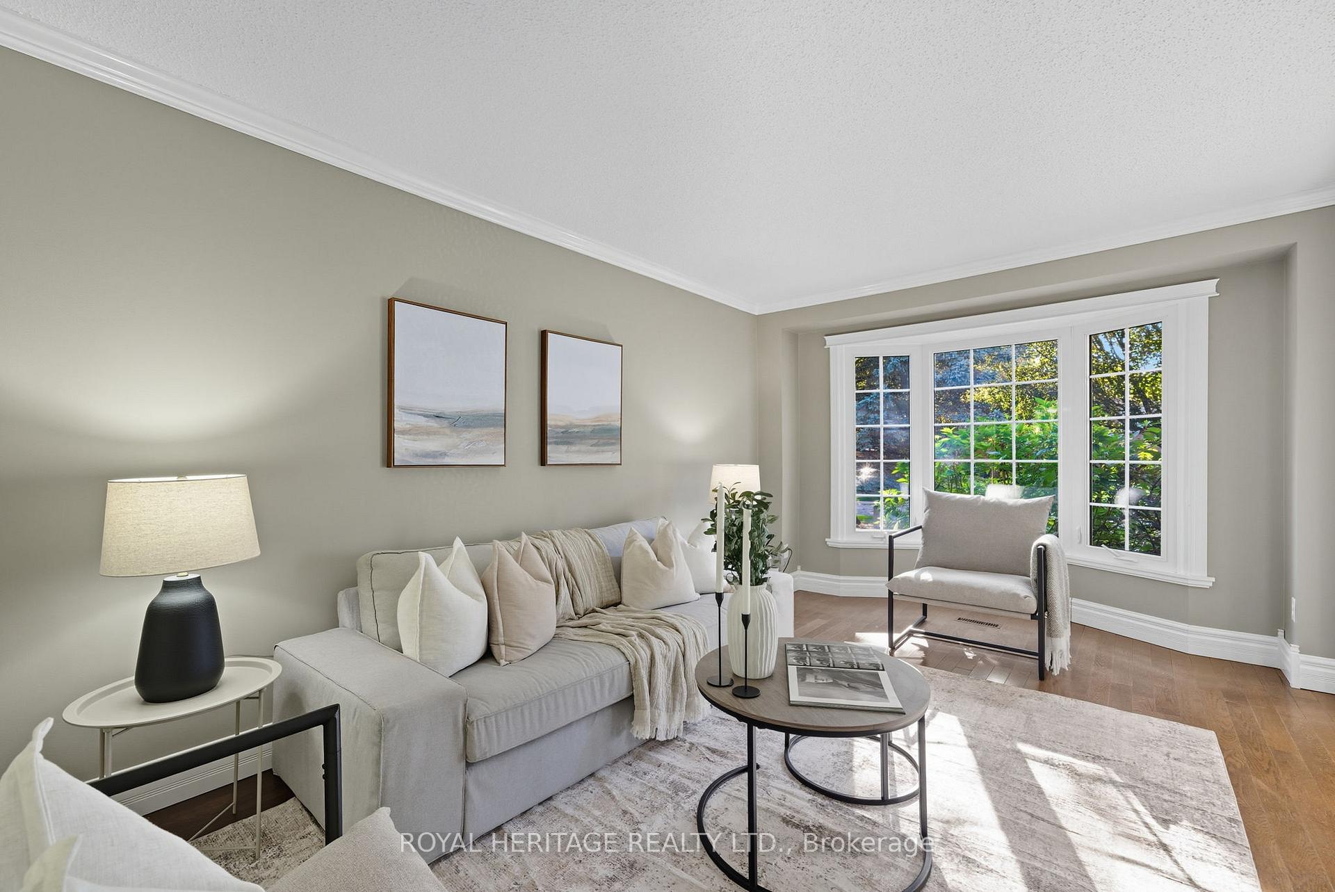 Photo 9 of 30 Chatsworth Crescent, Whitby, Rolling Acres — HOMEH