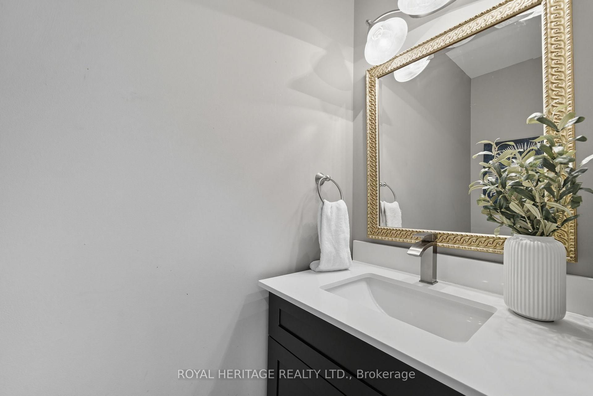 Photo 21 of 30 Chatsworth Crescent, Whitby, Rolling Acres — HOMEH