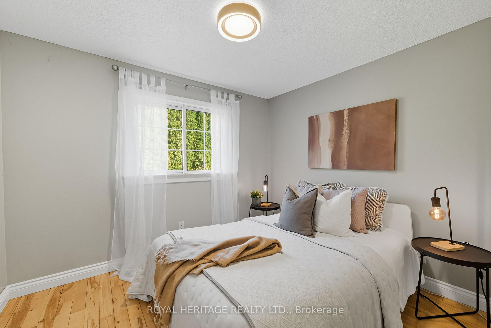 Photo 26 of 30 Chatsworth Crescent, Whitby, Rolling Acres — HOMEH