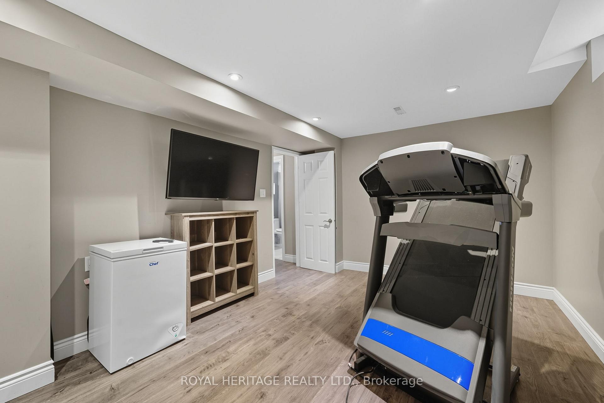 Photo 37 of 30 Chatsworth Crescent, Whitby, Rolling Acres — HOMEH