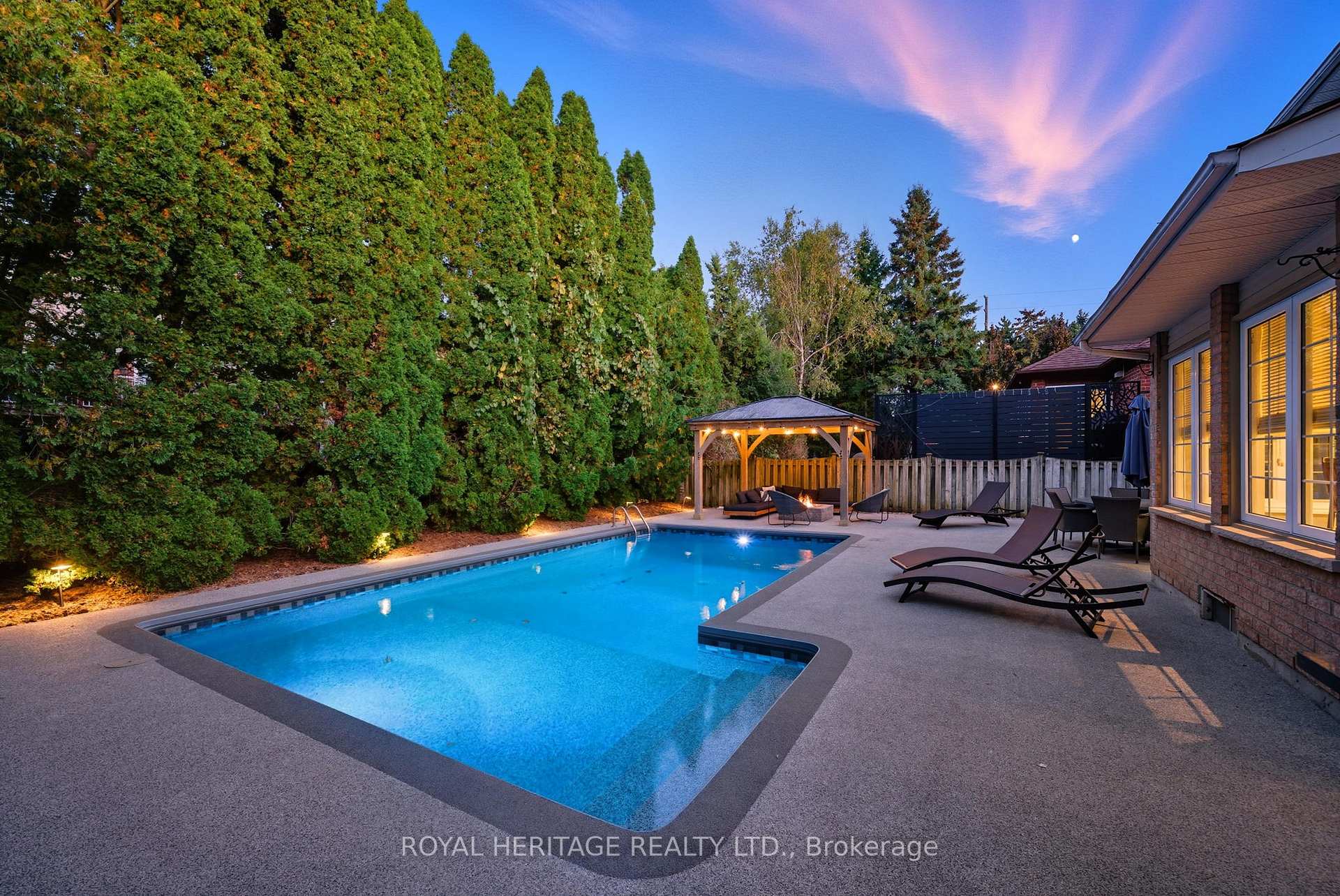Photo 46 of 30 Chatsworth Crescent, Whitby, Rolling Acres — HOMEH
