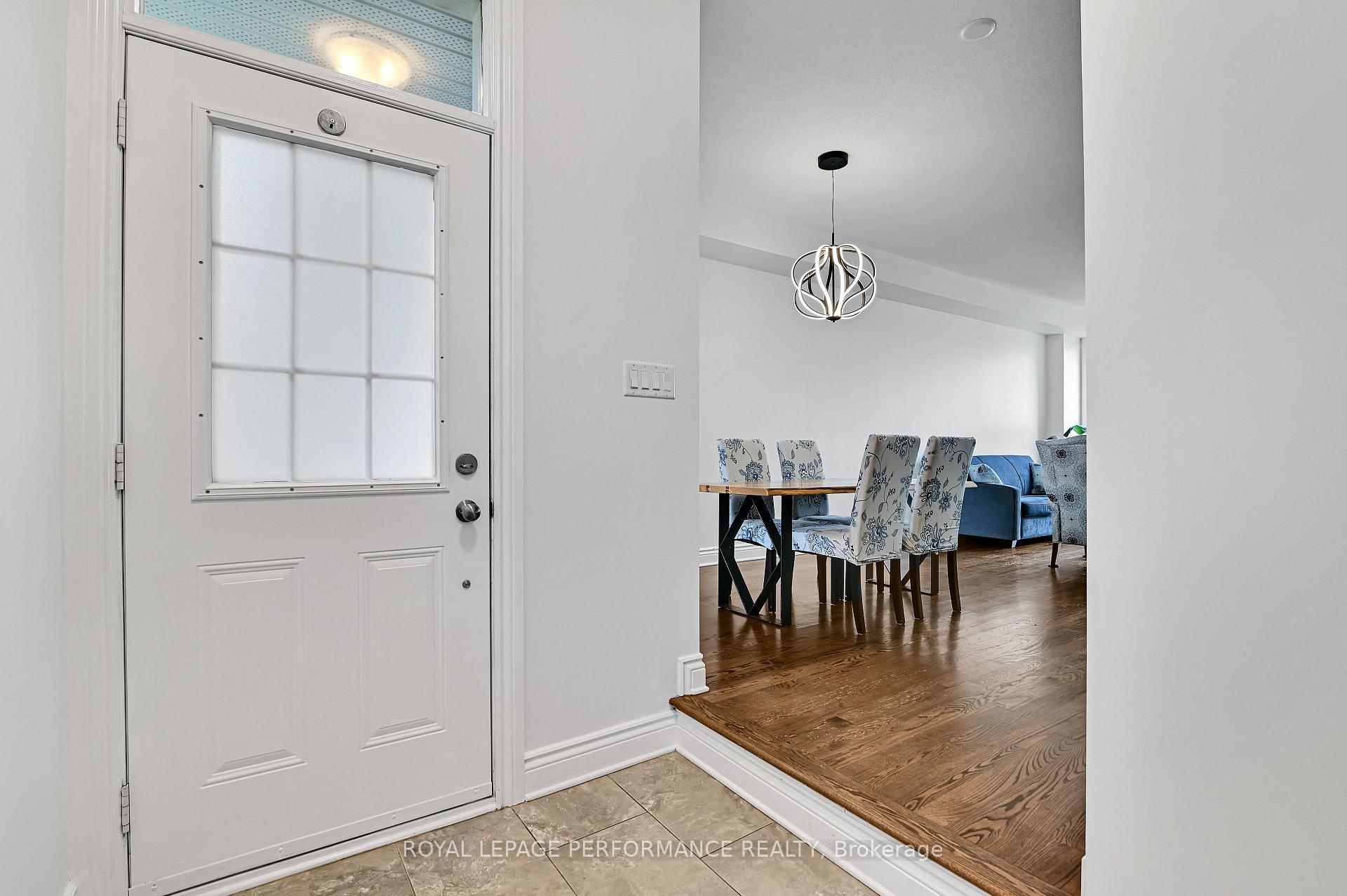Photo 2 of 114 Desmond Trudeau Drive, Arnprior — HOMEH