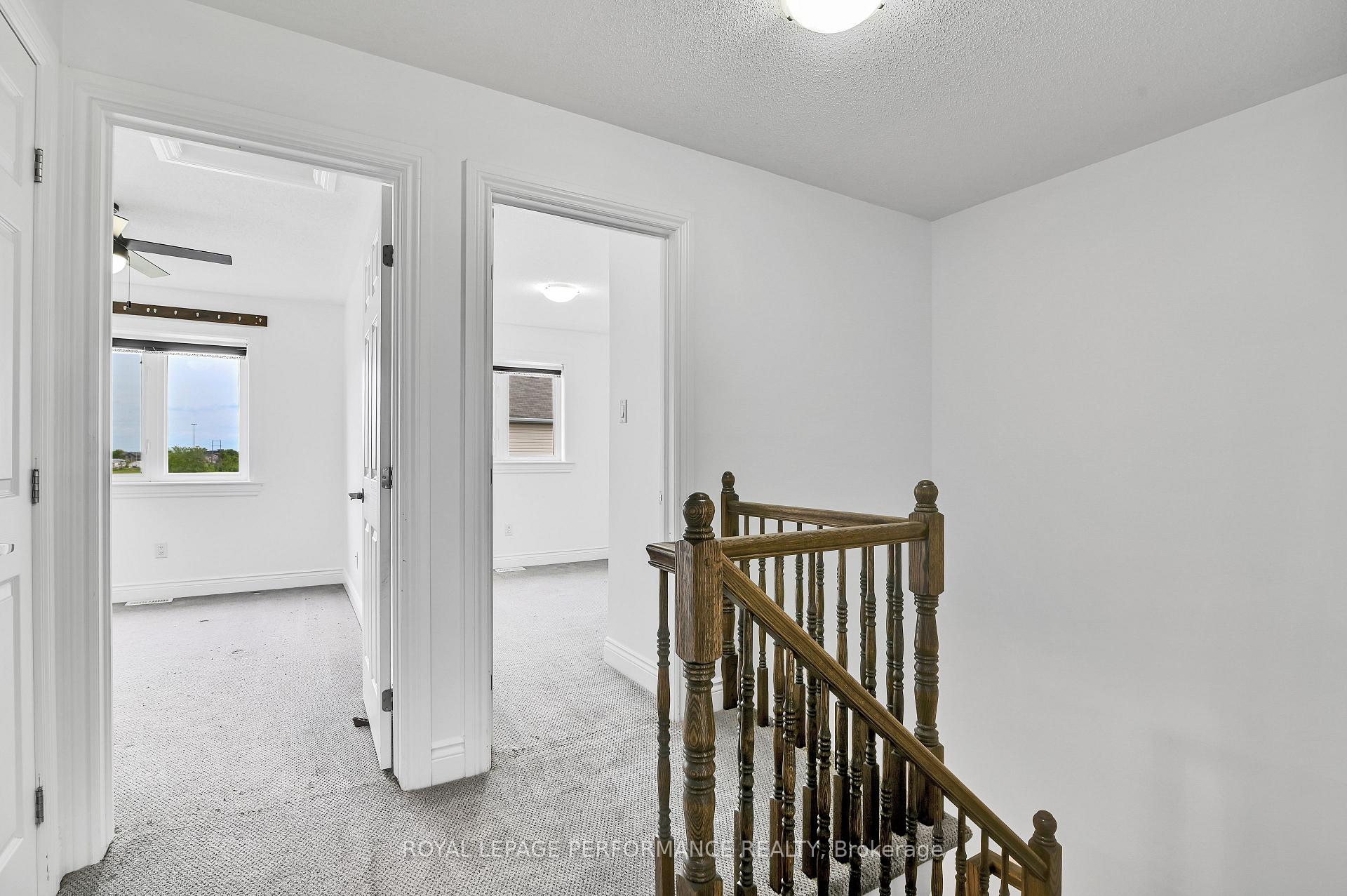 Photo 19 of 114 Desmond Trudeau Drive, Arnprior — HOMEH