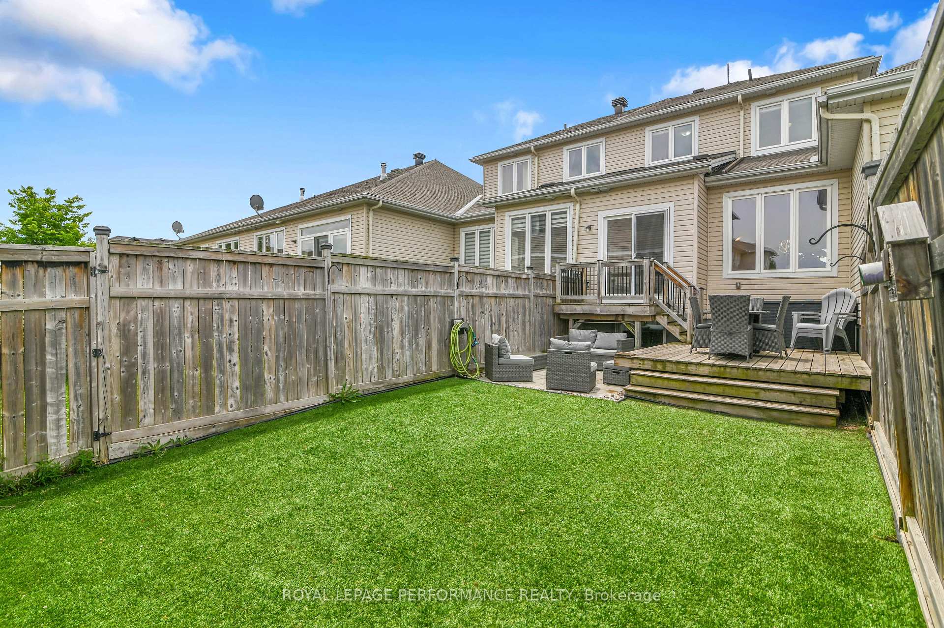 Photo 36 of 114 Desmond Trudeau Drive, Arnprior — HOMEH