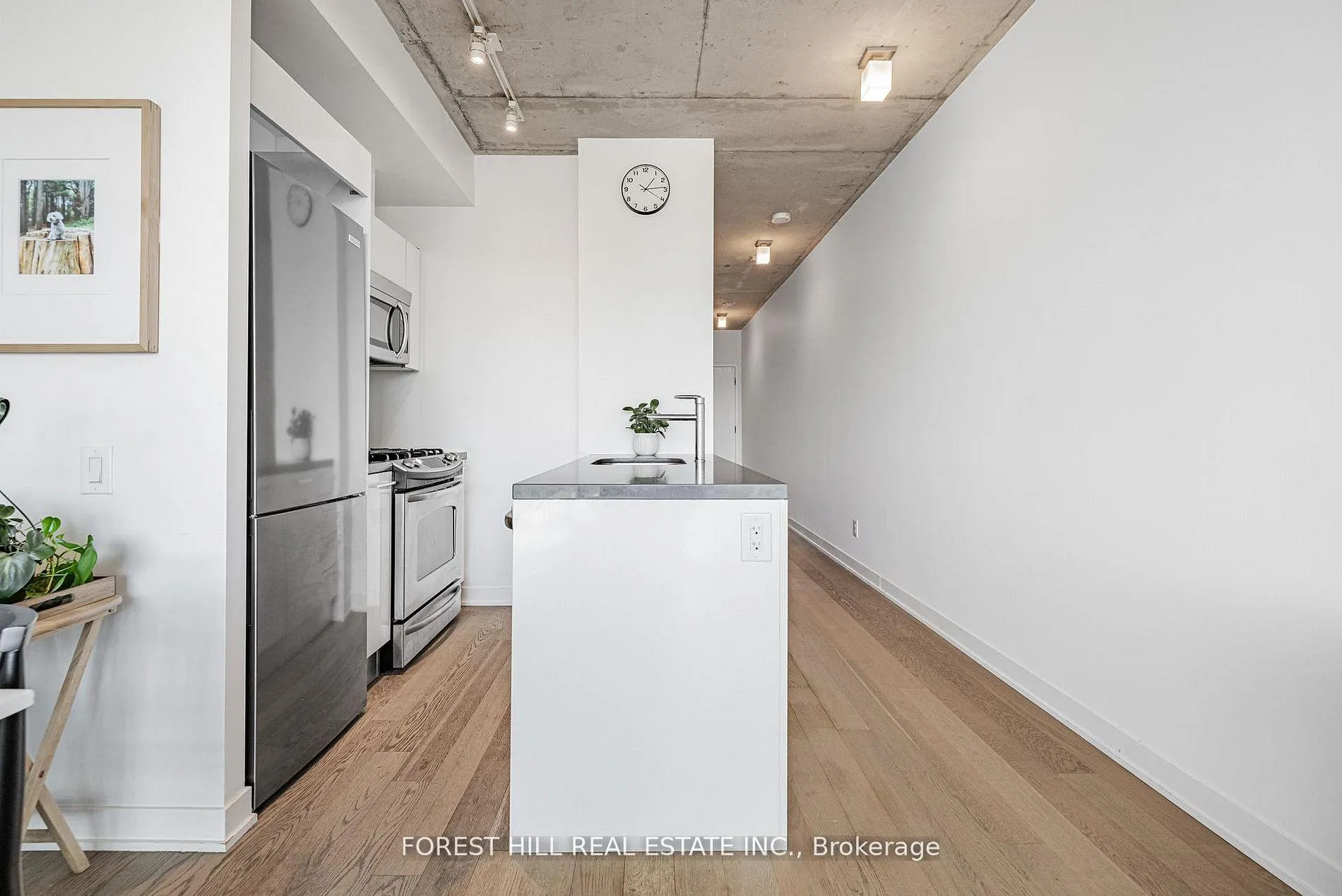 Photo 5 of Unit 607, 319 Carlaw Ave, Toronto, South Riverdale — HOMEH