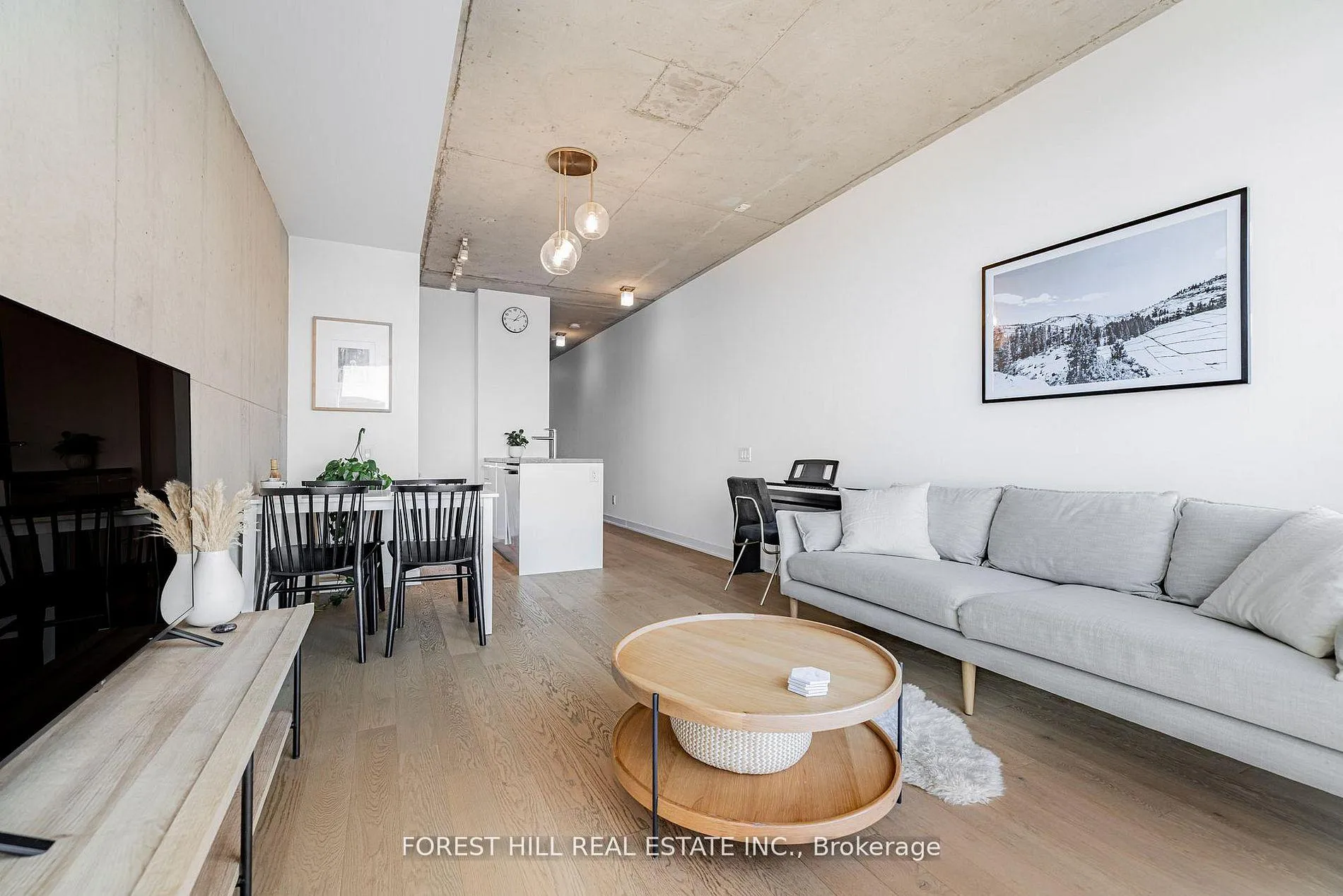 Photo 9 of Unit 607, 319 Carlaw Ave, Toronto, South Riverdale — HOMEH