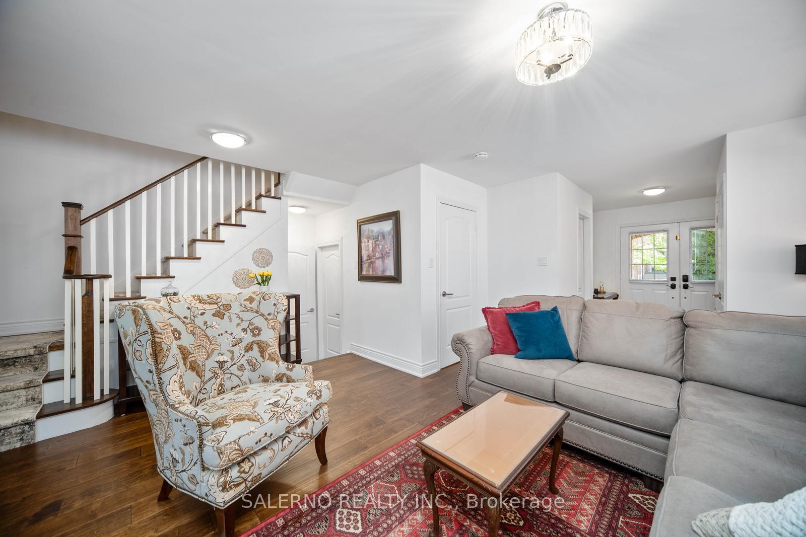 Photo 9 of 19 Ed Quigg Way, Vaughan, Sonoma Heights — HOMEH
