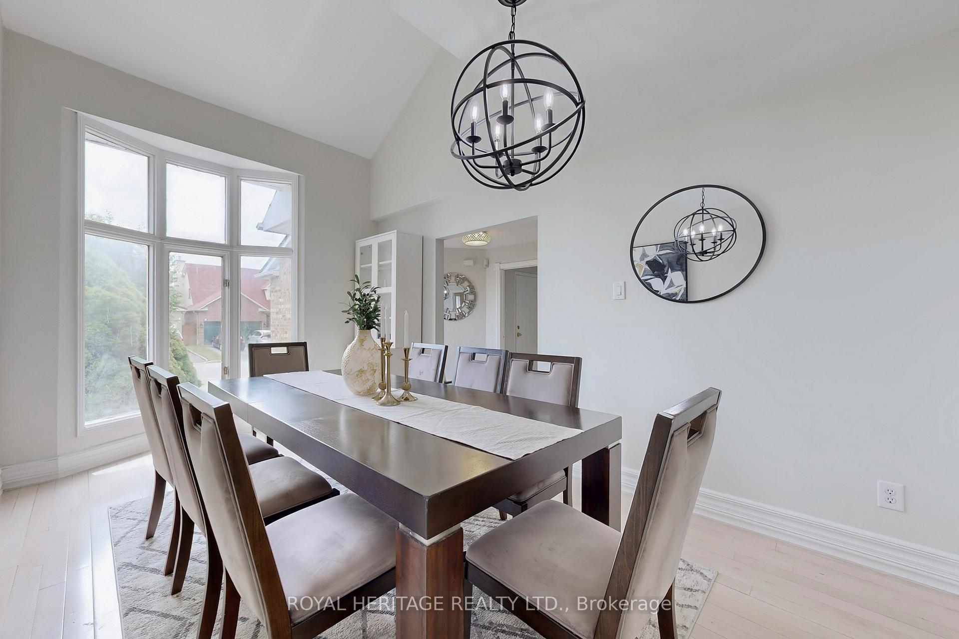 Photo 5 of 20 Reed Drive, Ajax, Central — HOMEH