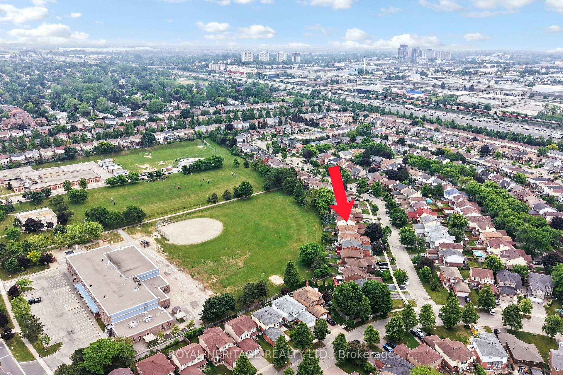 Photo 38 of 20 Reed Drive, Ajax, Central — HOMEH