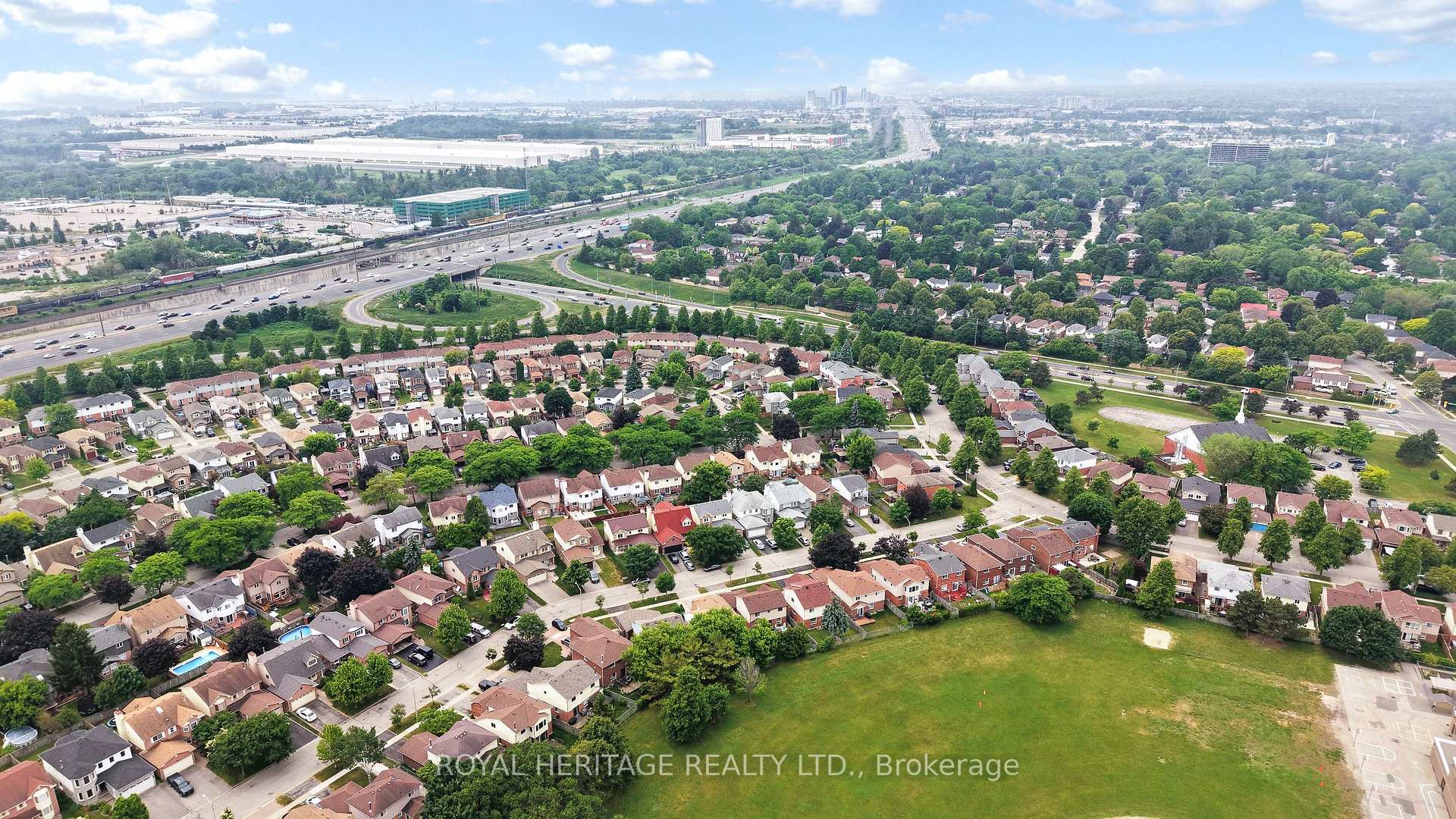 Photo 36 of 20 Reed Drive, Ajax, Central — HOMEH