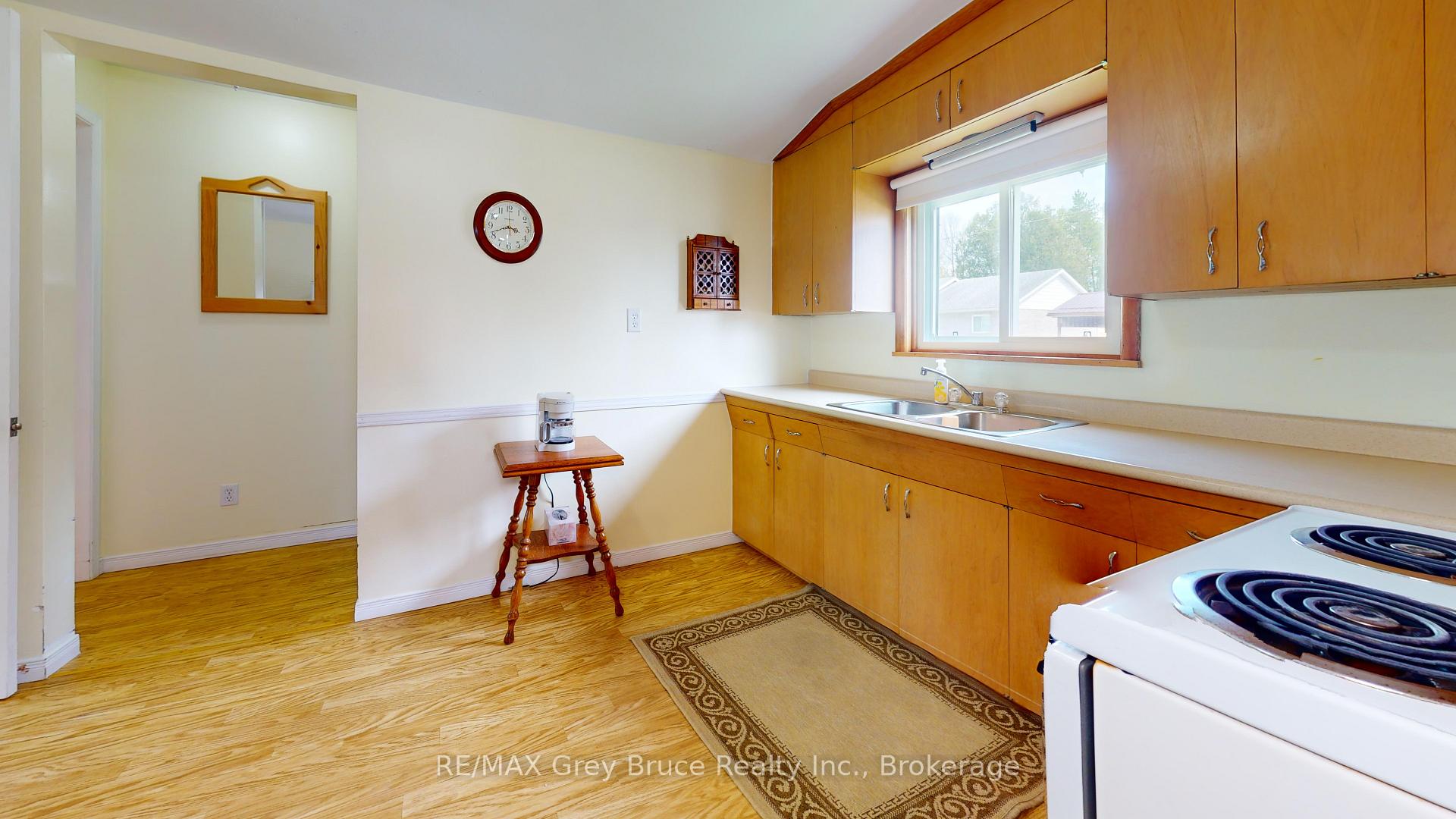 Photo 9 of 391 1st Avenue S, Arran-Elderslie — HOMEH