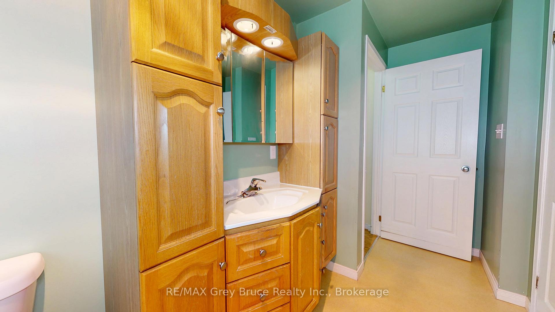 Photo 15 of 391 1st Avenue S, Arran-Elderslie — HOMEH
