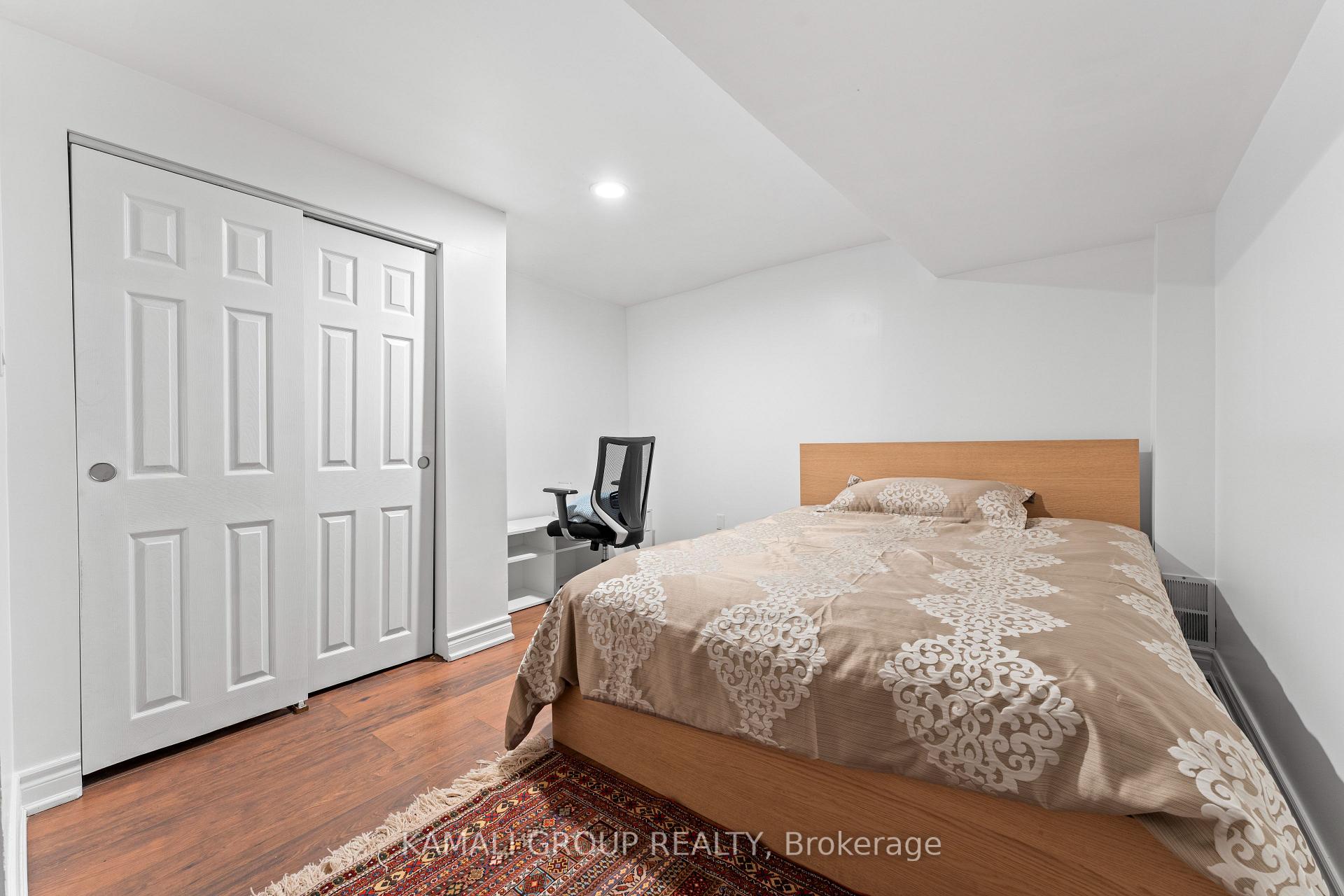 Photo 9 of Unit Bsmt, 166 Anthony Lane, Vaughan, Glen Shields — HOMEH