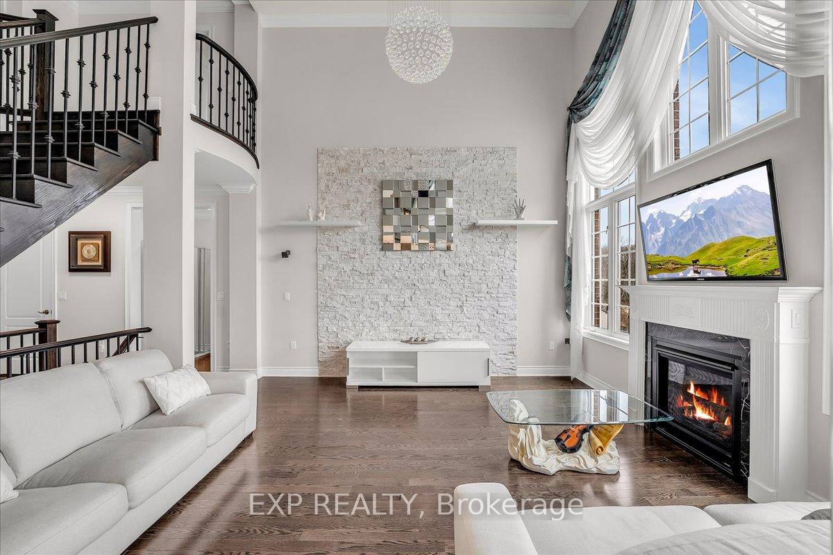 Photo 5 of 29 William Bowes Boulevard, Vaughan, Patterson — HOMEH