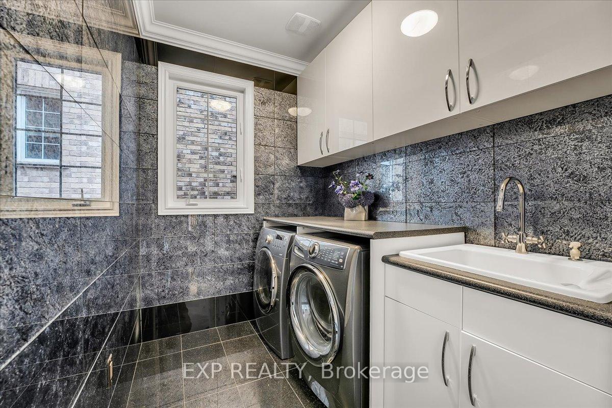 Photo 17 of 29 William Bowes Boulevard, Vaughan, Patterson — HOMEH