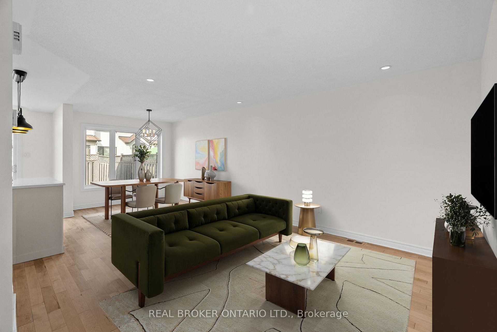 Photo 4 of 200 Garrity Crescent, Ottawa, Barrhaven - Strandherd — HOMEH