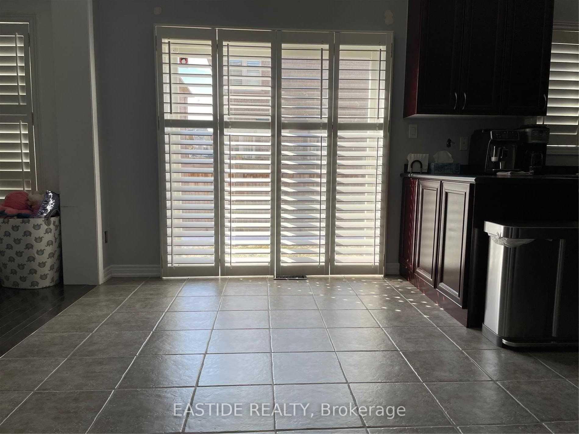 Photo 5 of 60 Siena Drive, Vaughan, Vellore Village — HOMEH