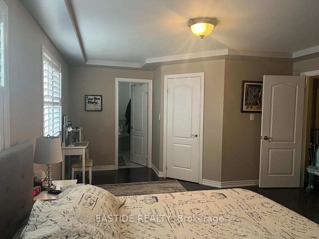 Photo 18 of 60 Siena Drive, Vaughan, Vellore Village — HOMEH