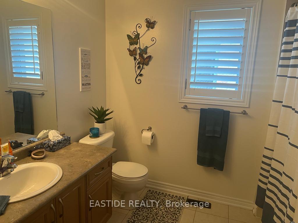 Photo 21 of 60 Siena Drive, Vaughan, Vellore Village — HOMEH