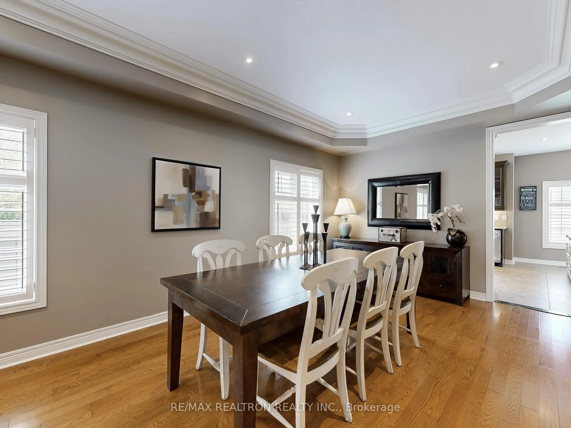 Photo 9 of 44 Rivermill Crescent, Vaughan, Patterson — HOMEH