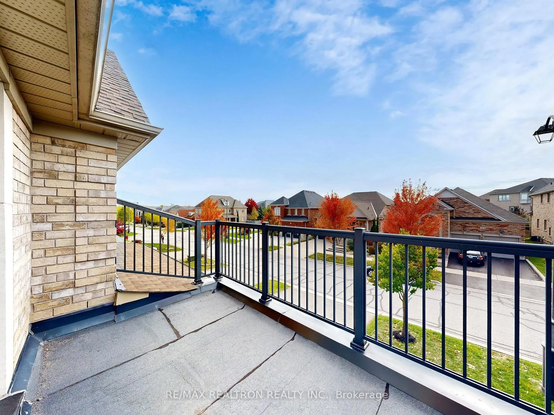 Photo 47 of 44 Rivermill Crescent, Vaughan, Patterson — HOMEH