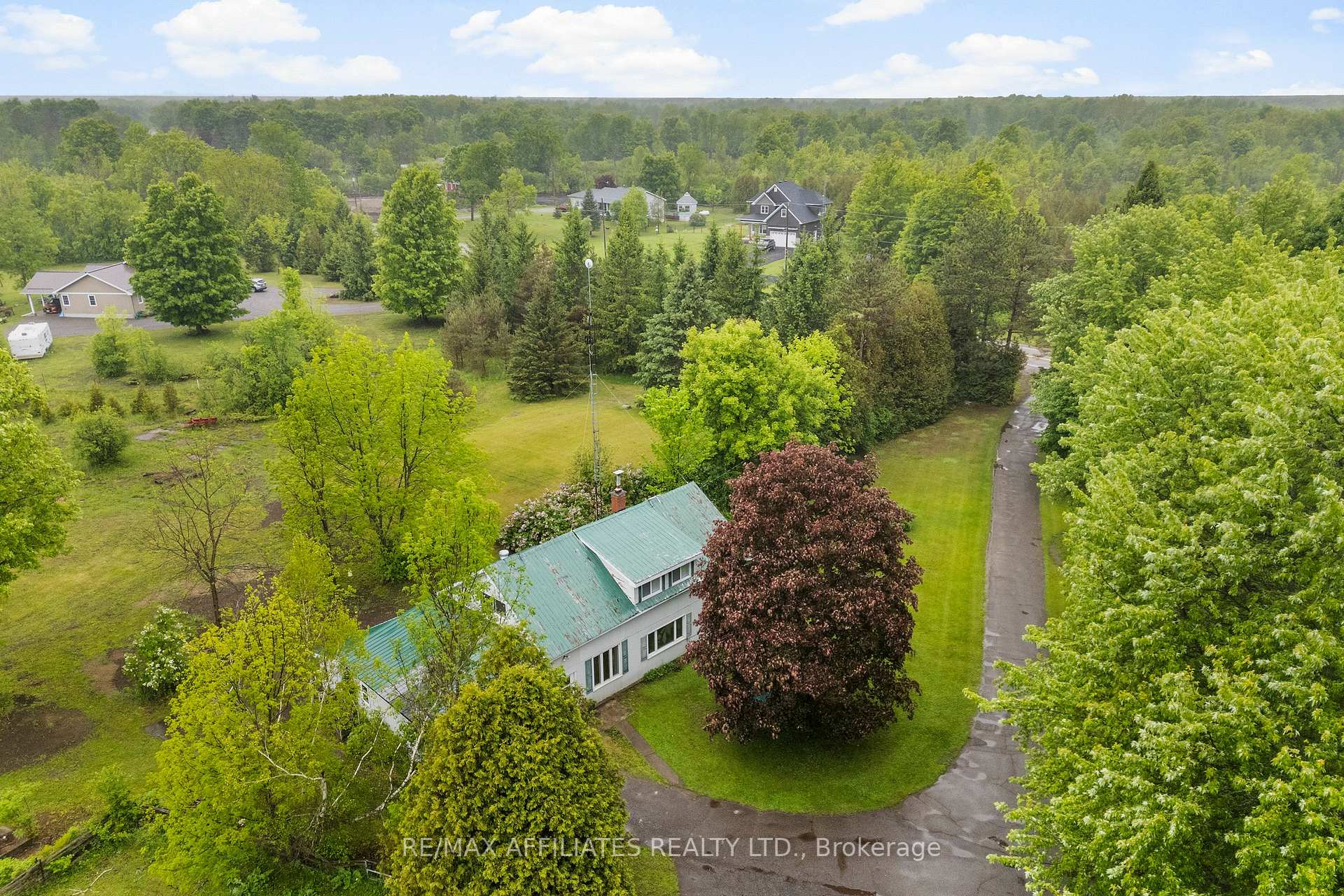 Photo 4 of 7459 County 21 Road, Augusta, Augusta Twp — HOMEH