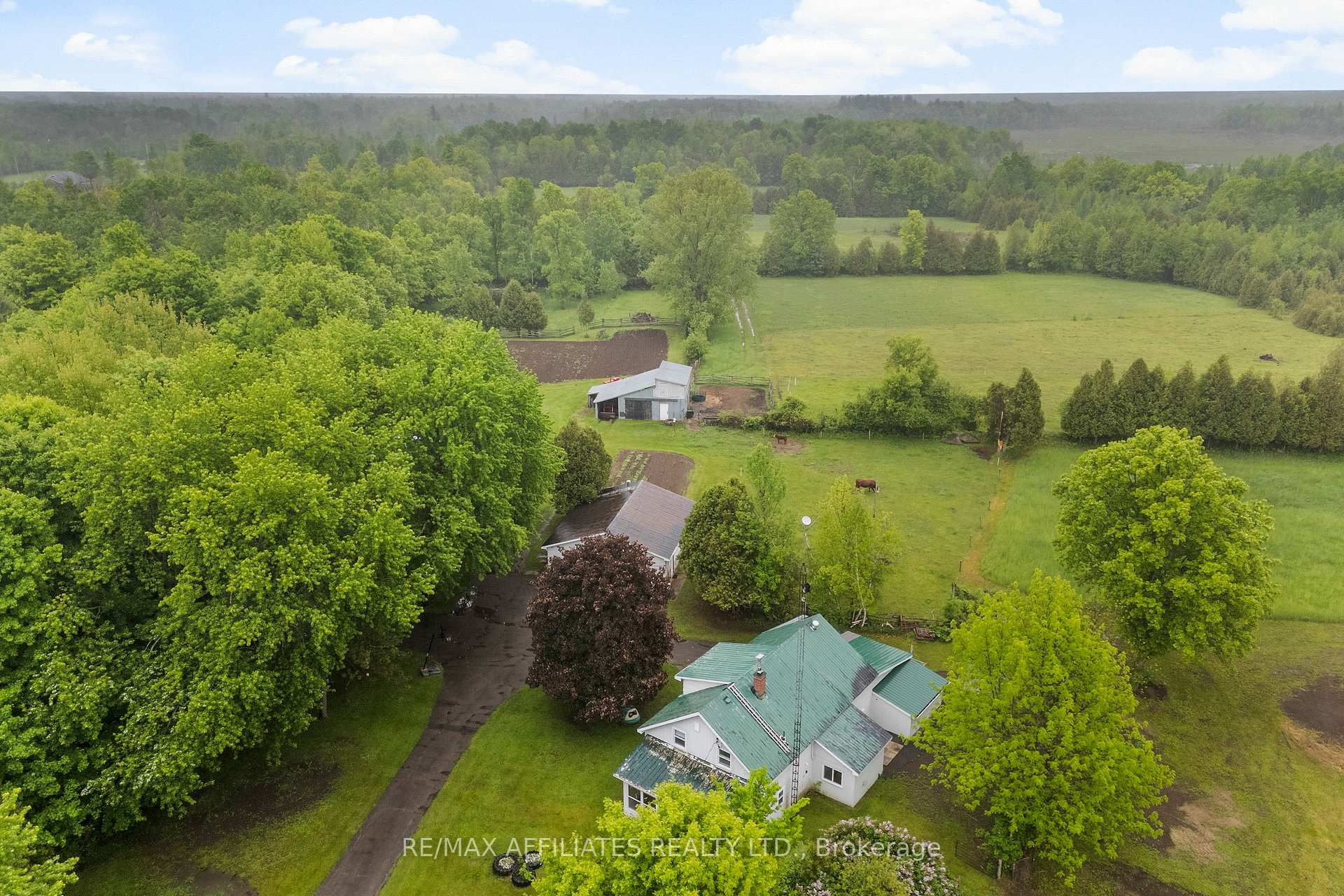 Photo 32 of 7459 County 21 Road, Augusta, Augusta Twp — HOMEH
