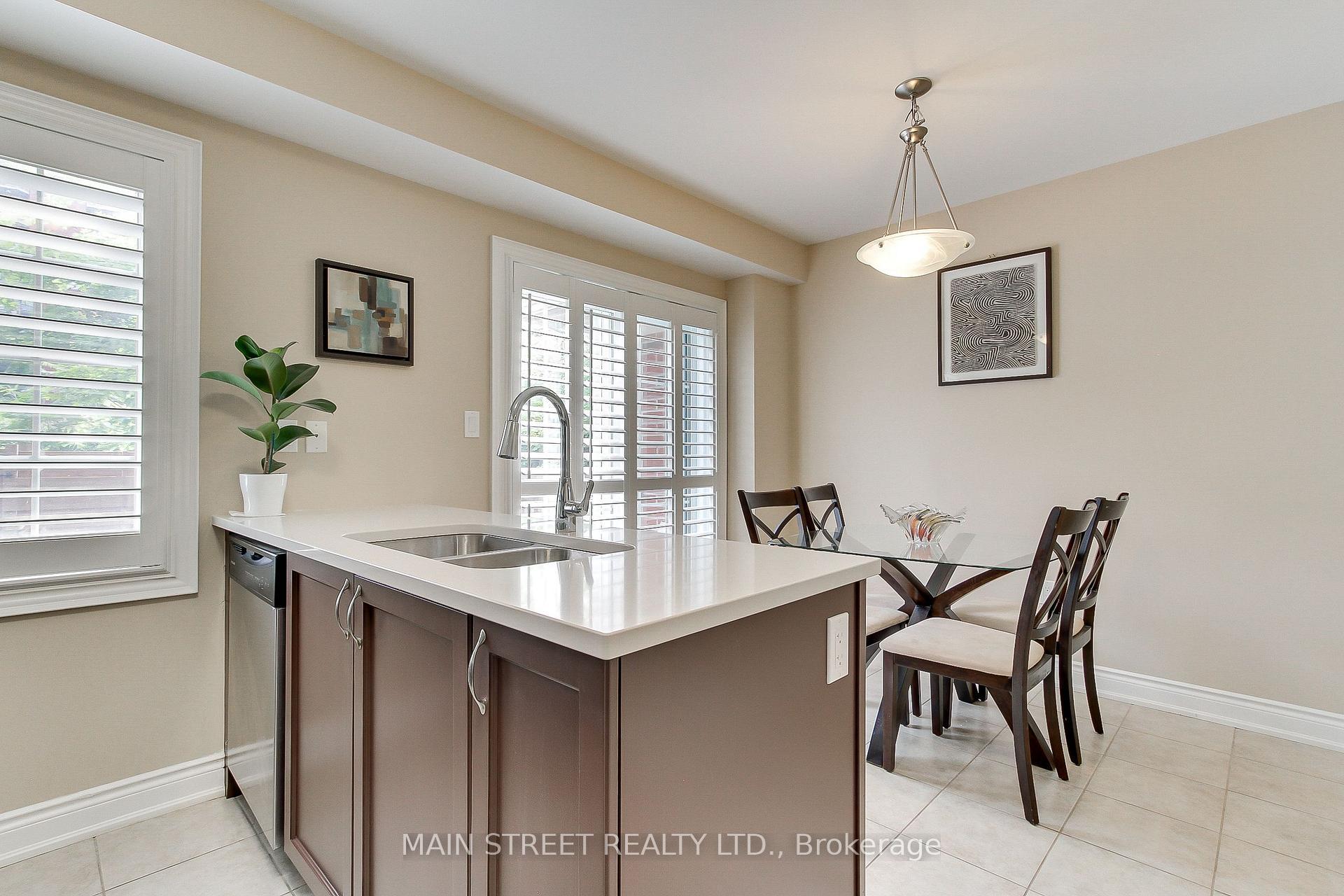 Photo 11 of 9 Magpie Way E, Whitby, Blue Grass Meadows — HOMEH