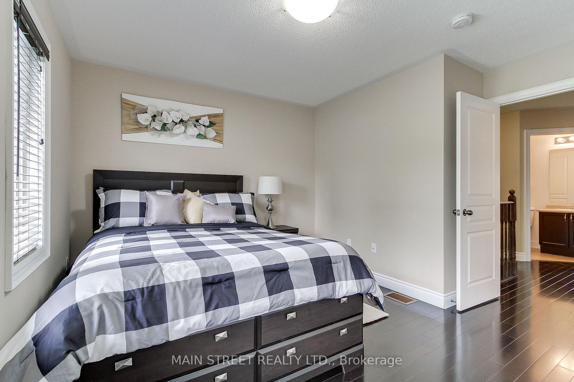 Photo 21 of 9 Magpie Way E, Whitby, Blue Grass Meadows — HOMEH