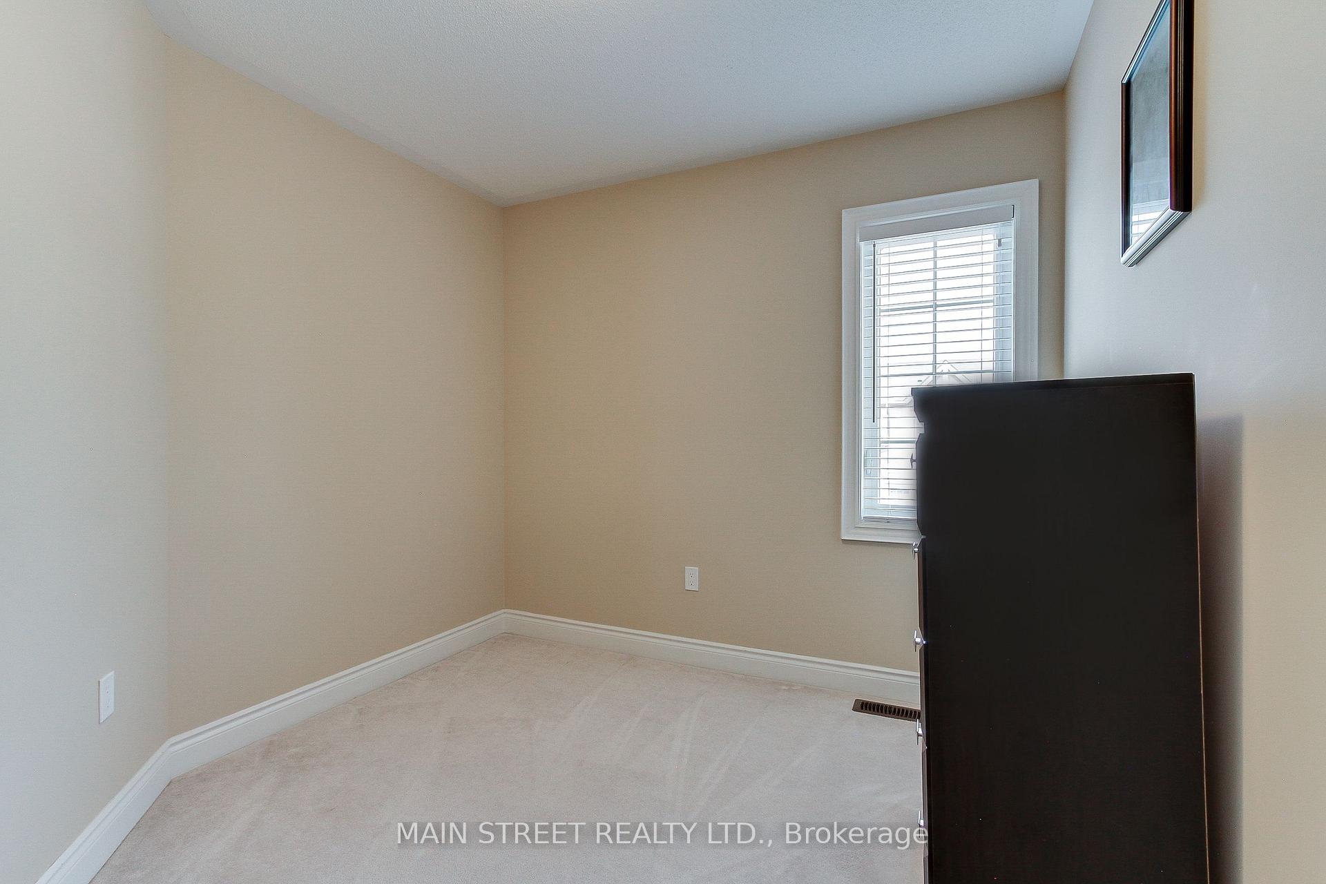 Photo 24 of 9 Magpie Way E, Whitby, Blue Grass Meadows — HOMEH