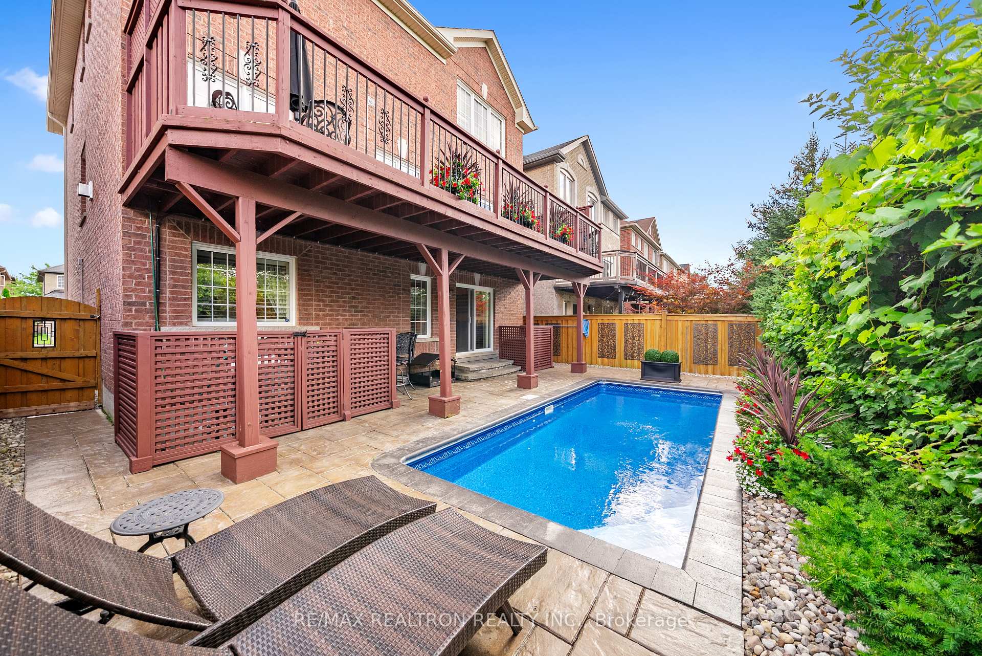 Photo 5 of 93 Timna Crescent, Vaughan, Patterson — HOMEH