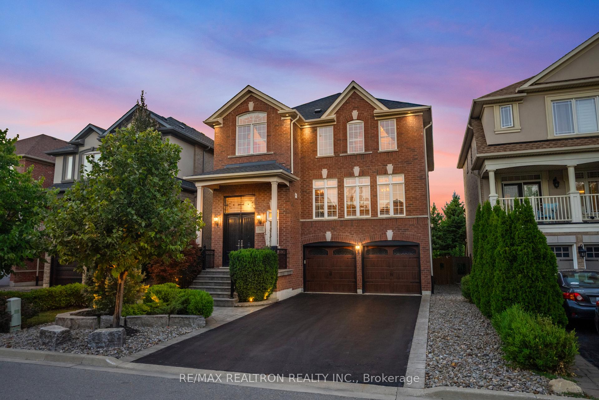 Photo 7 of 93 Timna Crescent, Vaughan, Patterson — HOMEH