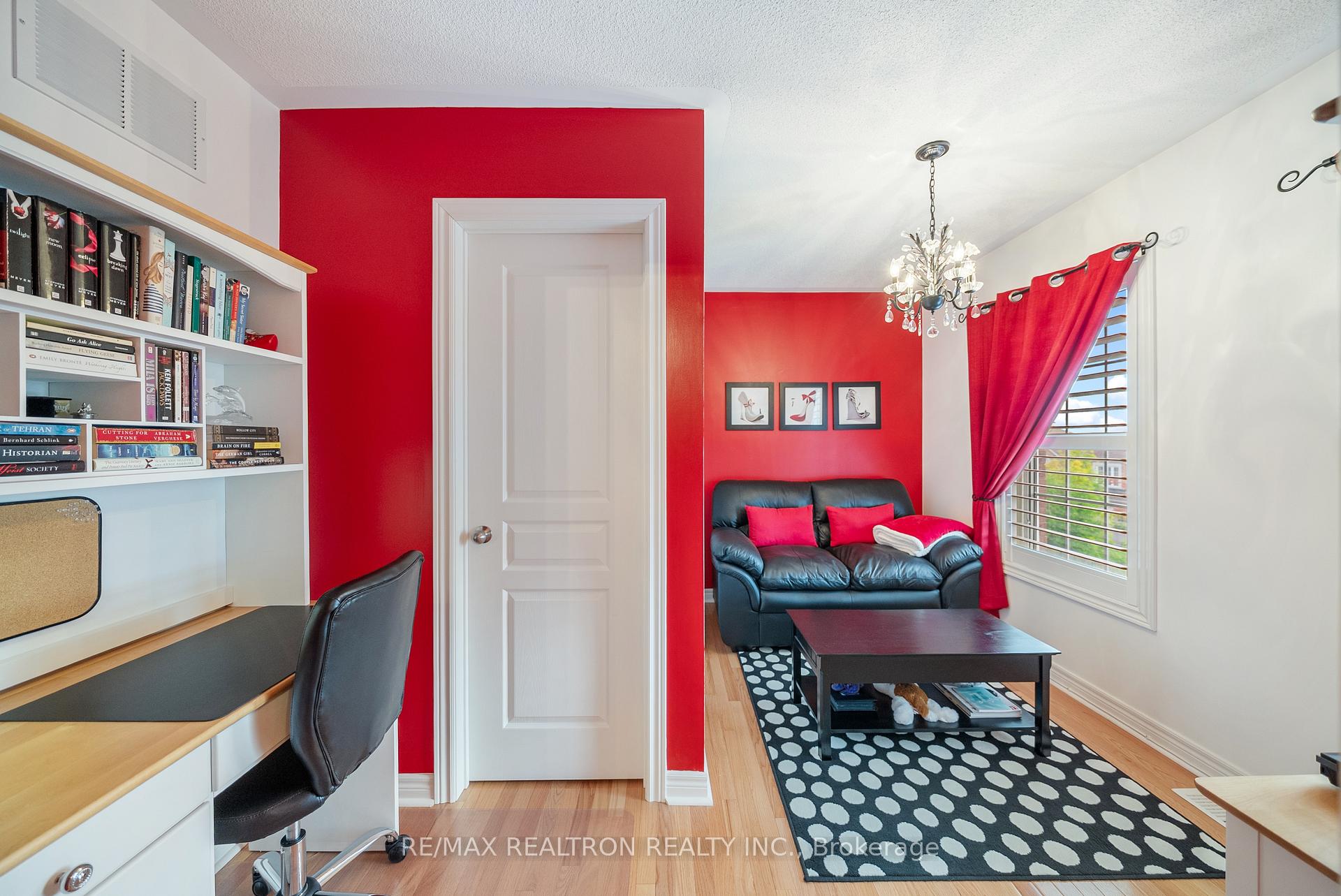 Photo 28 of 93 Timna Crescent, Vaughan, Patterson — HOMEH