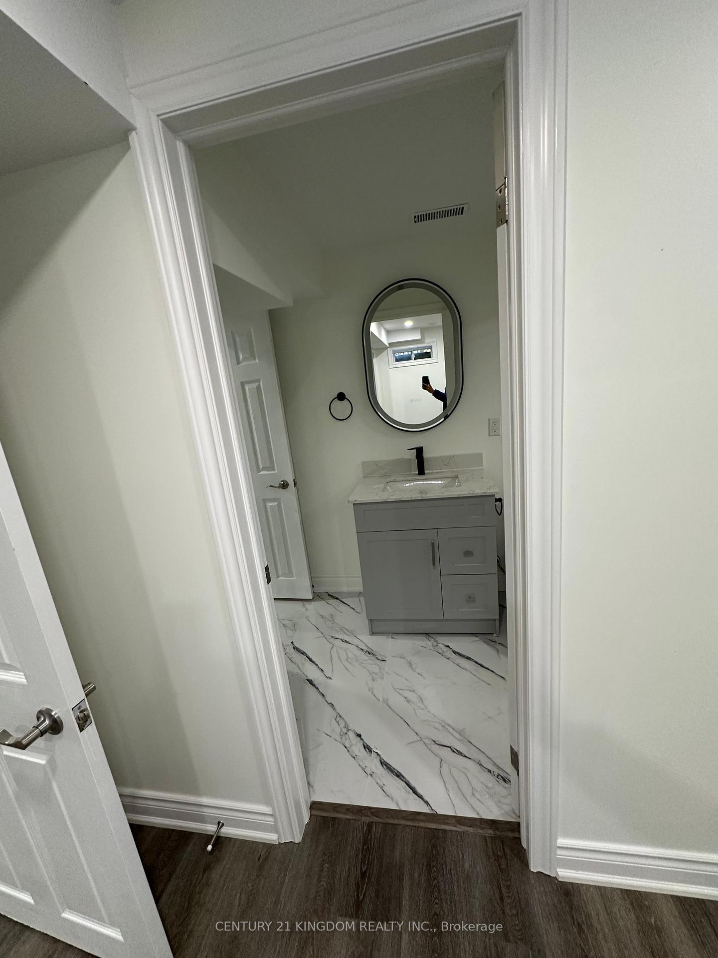 Photo 8 of Unit Bsmt, 30 Donald Wilson Street, Whitby, Rolling Acres — HOMEH
