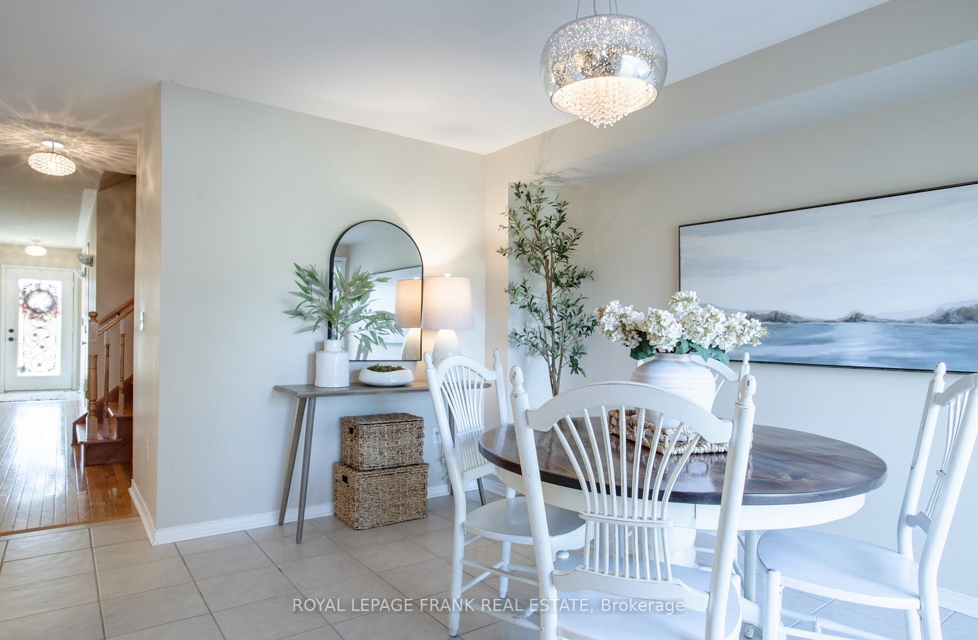 Photo 14 of 33 Bexley Crescent E, Whitby, Brooklin — HOMEH