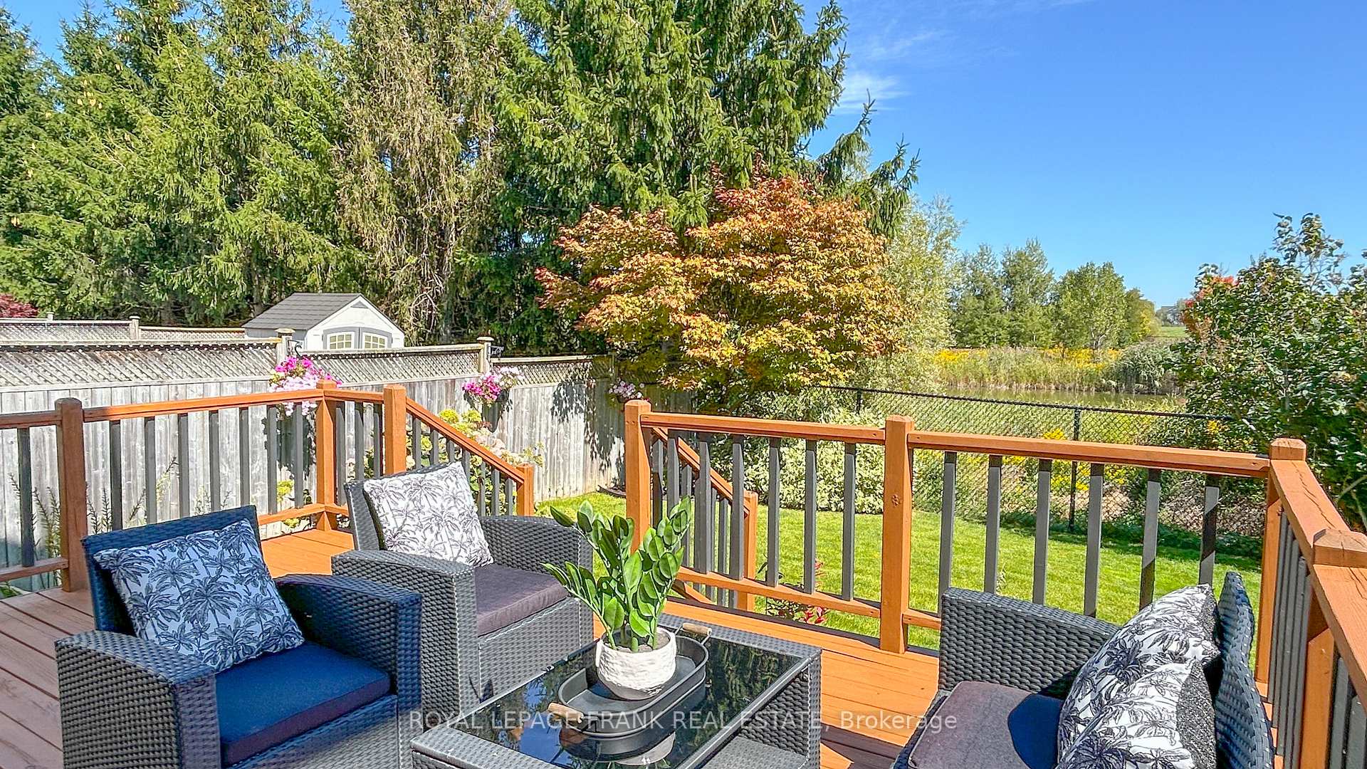 Photo 31 of 33 Bexley Crescent E, Whitby, Brooklin — HOMEH