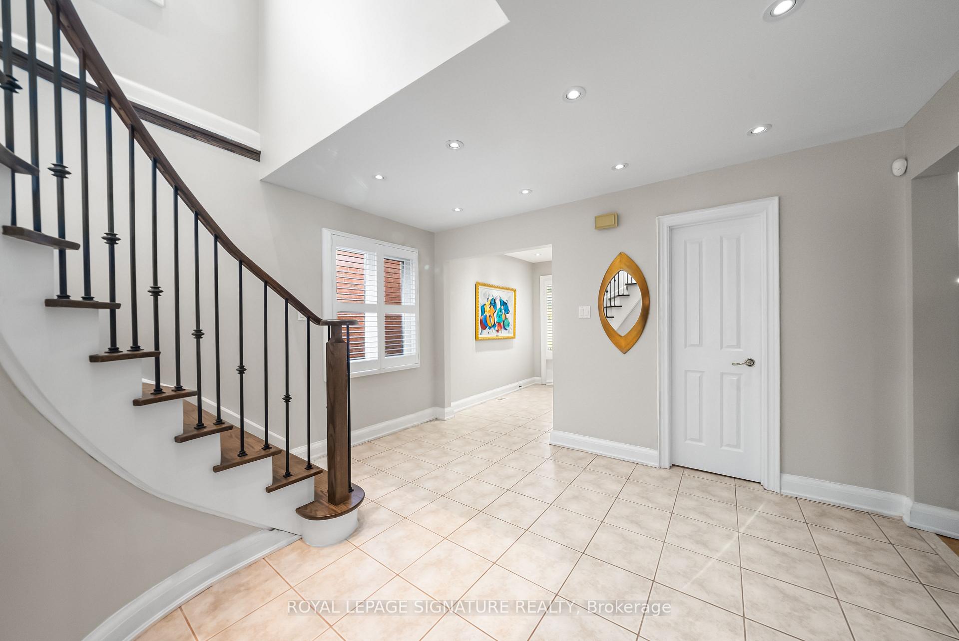 Photo 15 of 21 Sonny Street, Vaughan, Maple — HOMEH