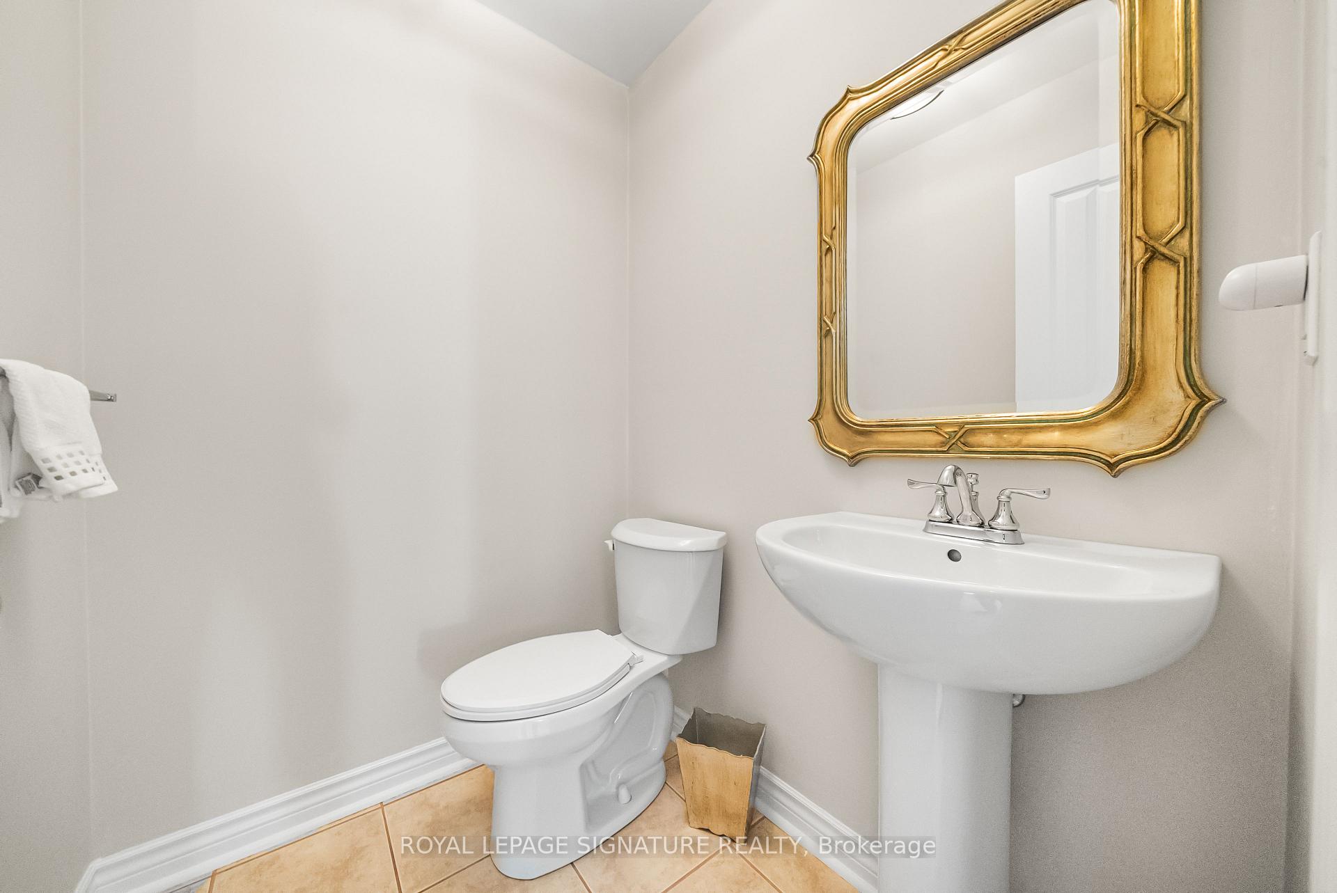 Photo 17 of 21 Sonny Street, Vaughan, Maple — HOMEH