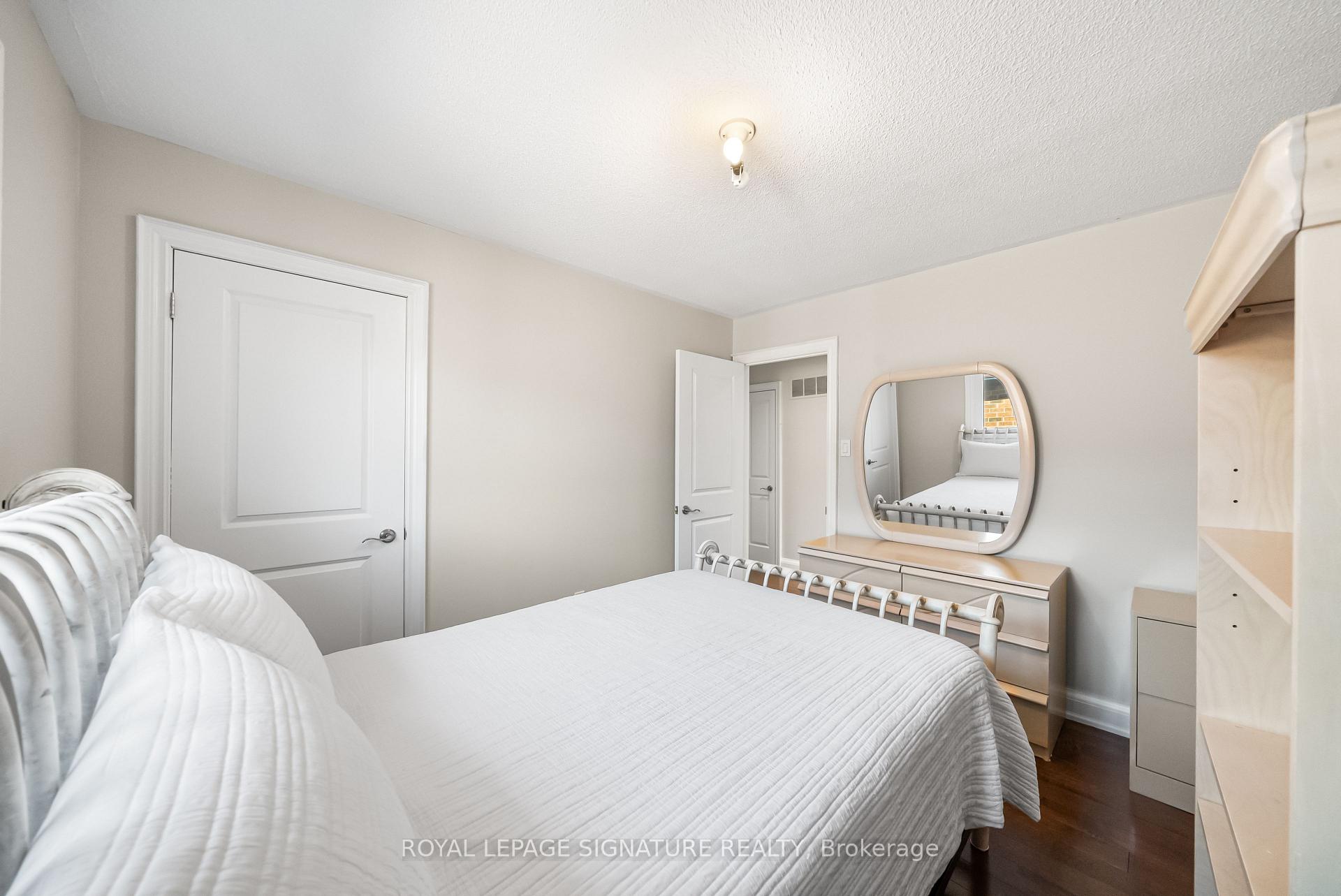 Photo 21 of 21 Sonny Street, Vaughan, Maple — HOMEH