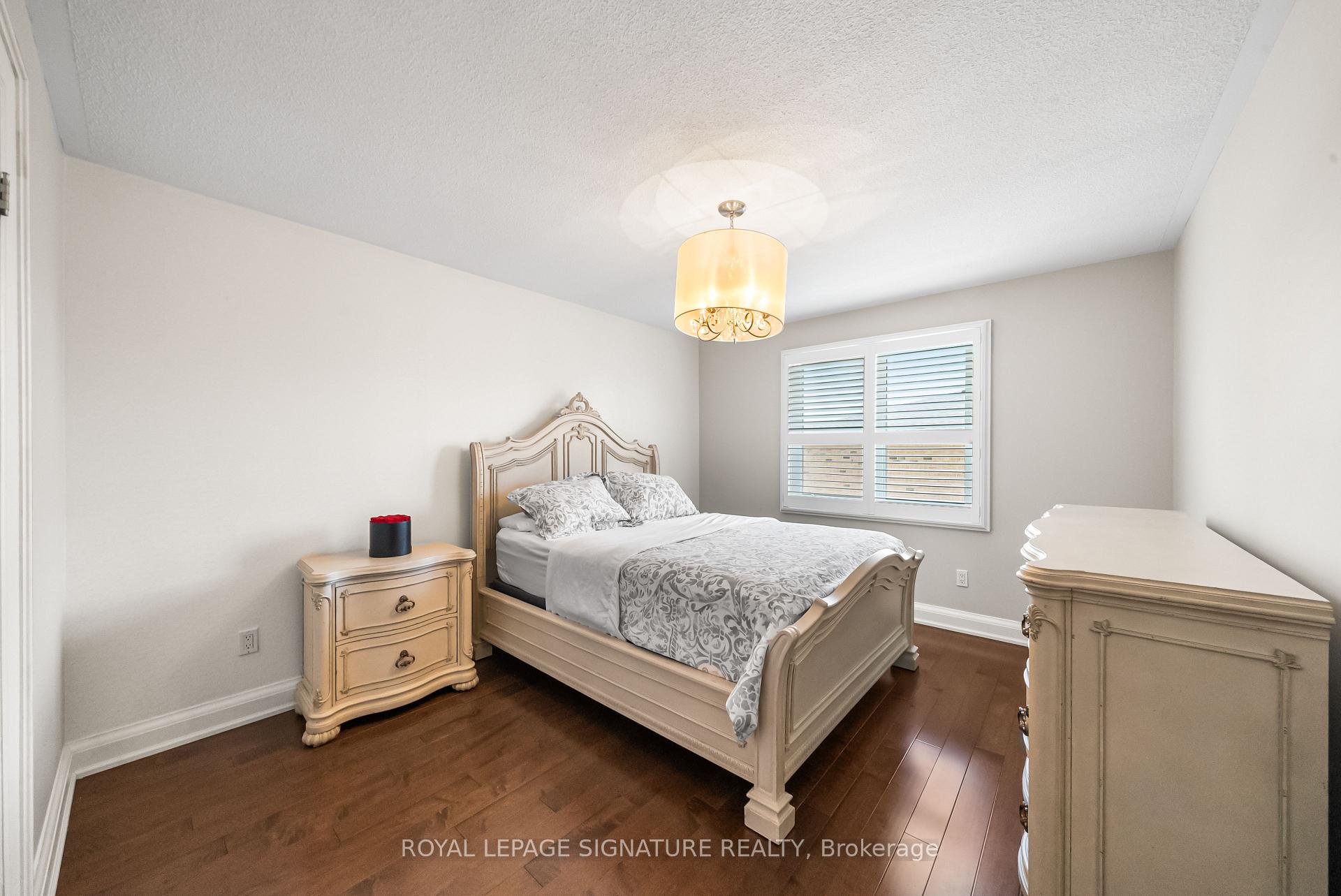 Photo 23 of 21 Sonny Street, Vaughan, Maple — HOMEH